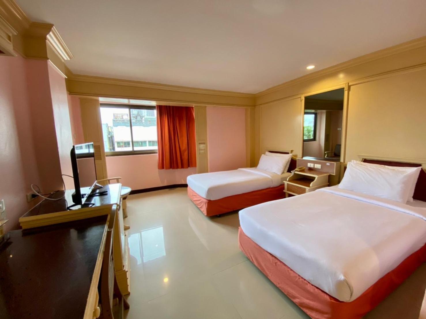Superior Twin Room