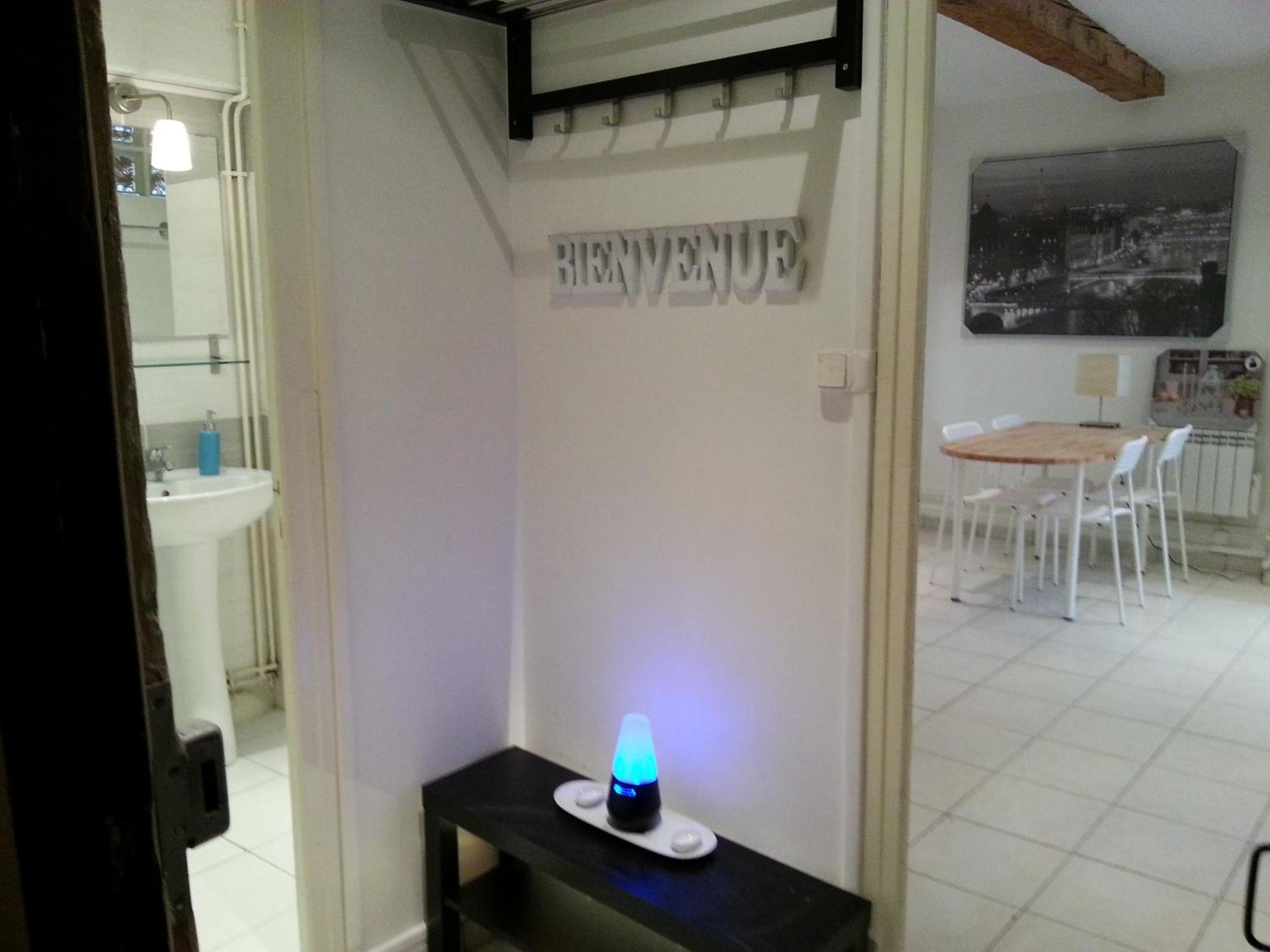 Studio Apartment,243749169:JPEG