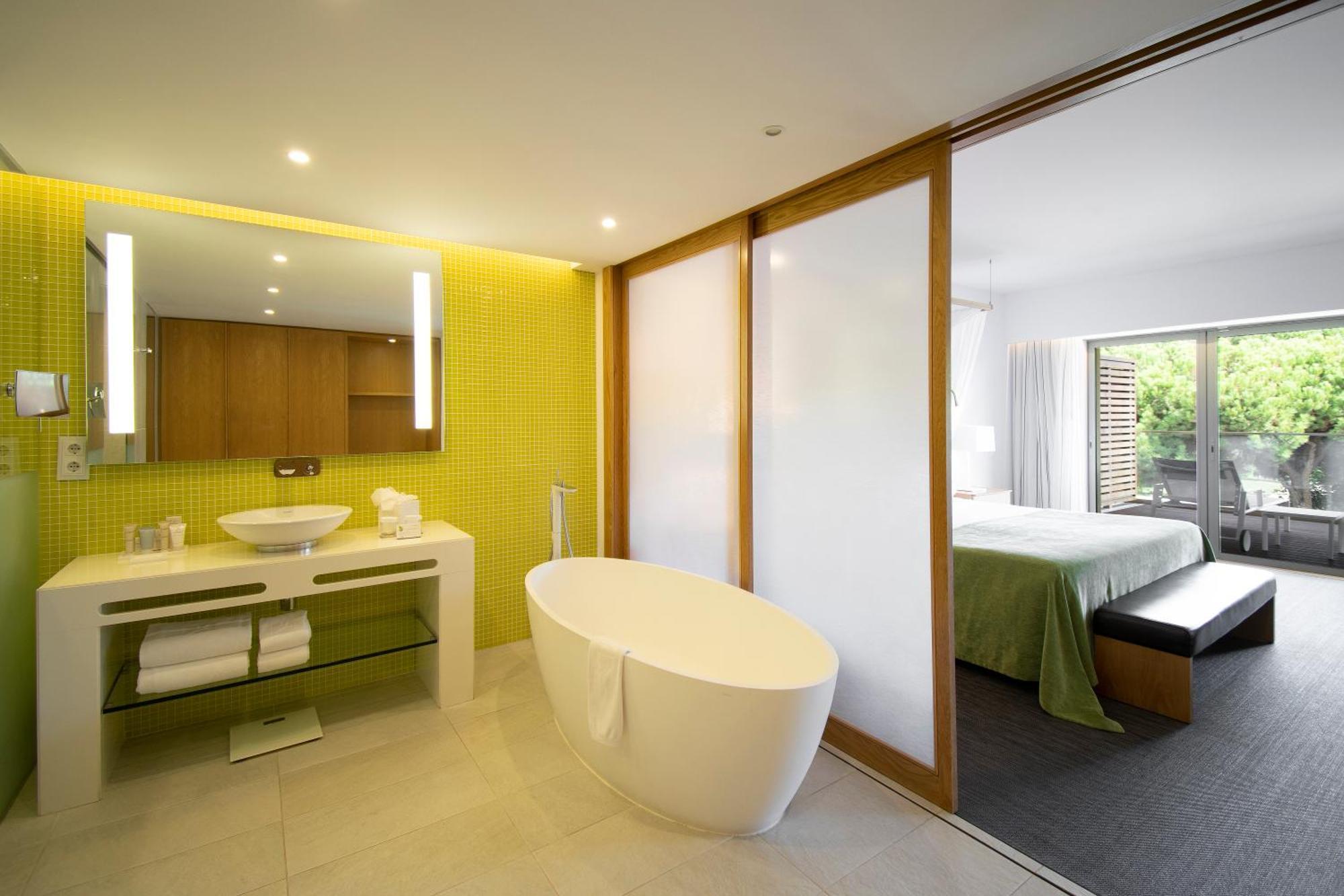 Suite Home – Garden View