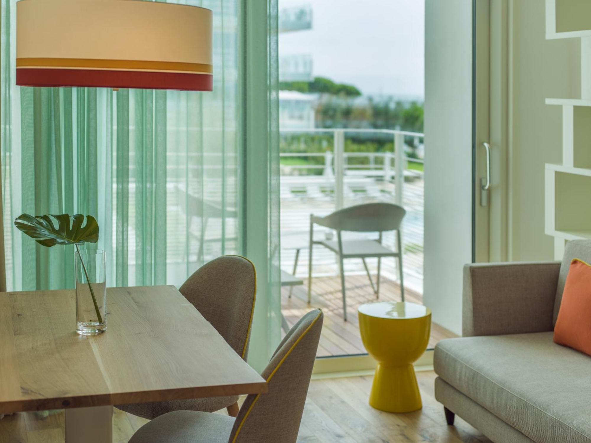 Suite with Balcony and Lateral Sea View,1287152716:JPEG