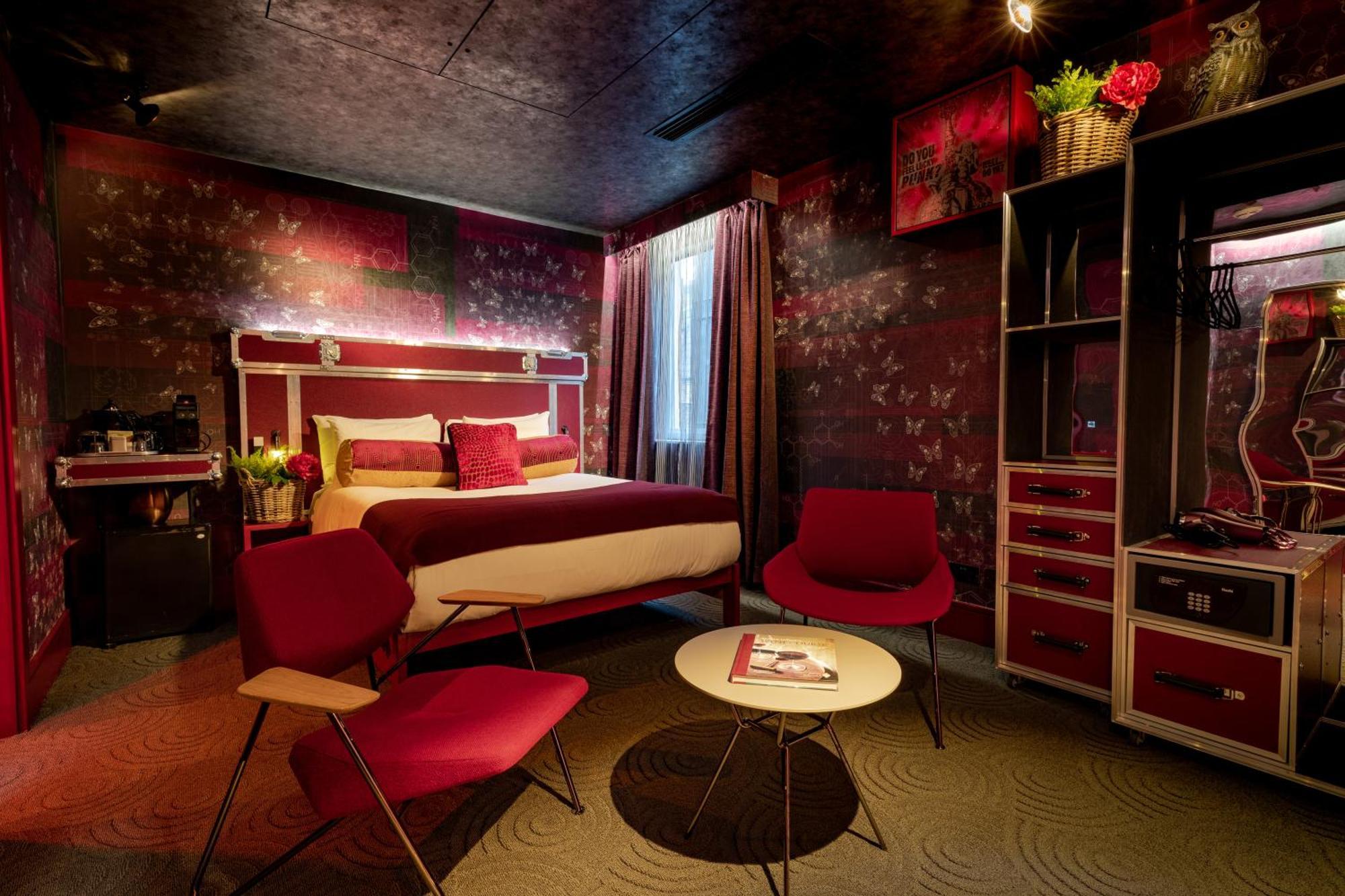 Signature Design Rooms,1590338204:JPEG