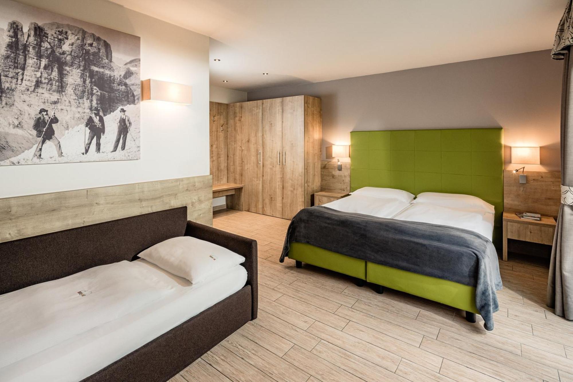 Classic Triple Room,1590379920:JPEG