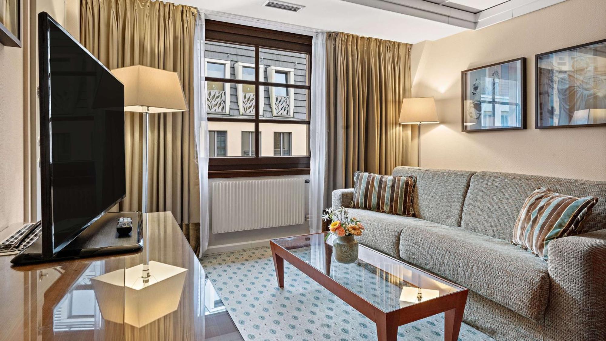 Maisonette – Junior Suite access to the Executive Lounge,1592043707:JPEG