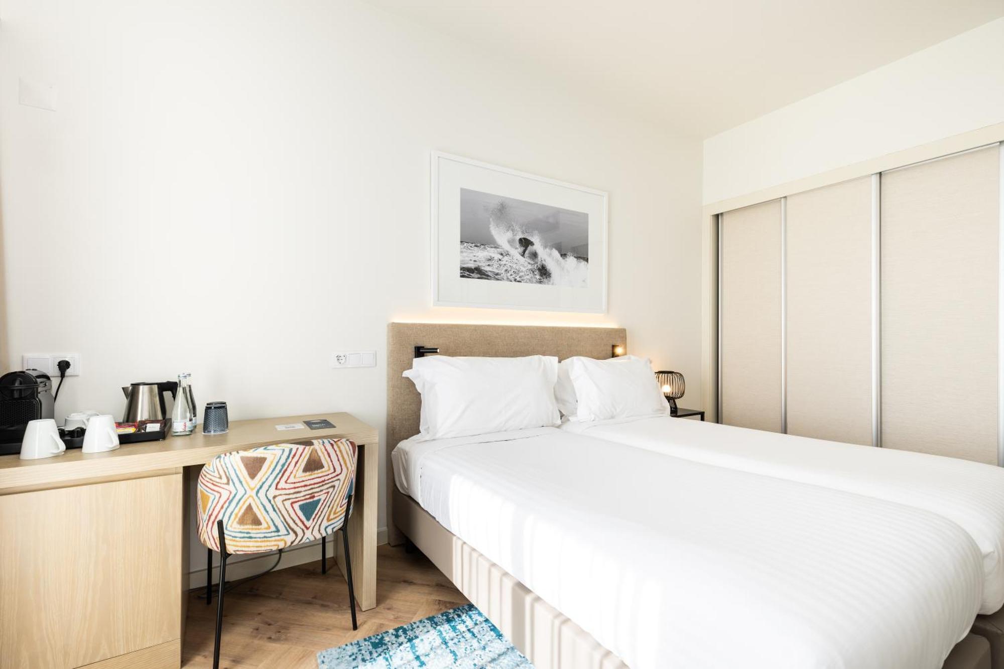 Standard Room,1593642582:JPEG