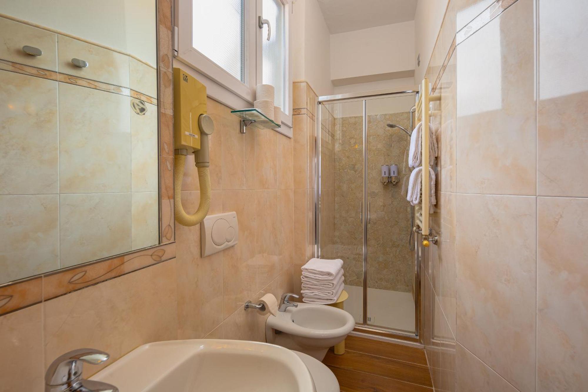 Camera Familiare