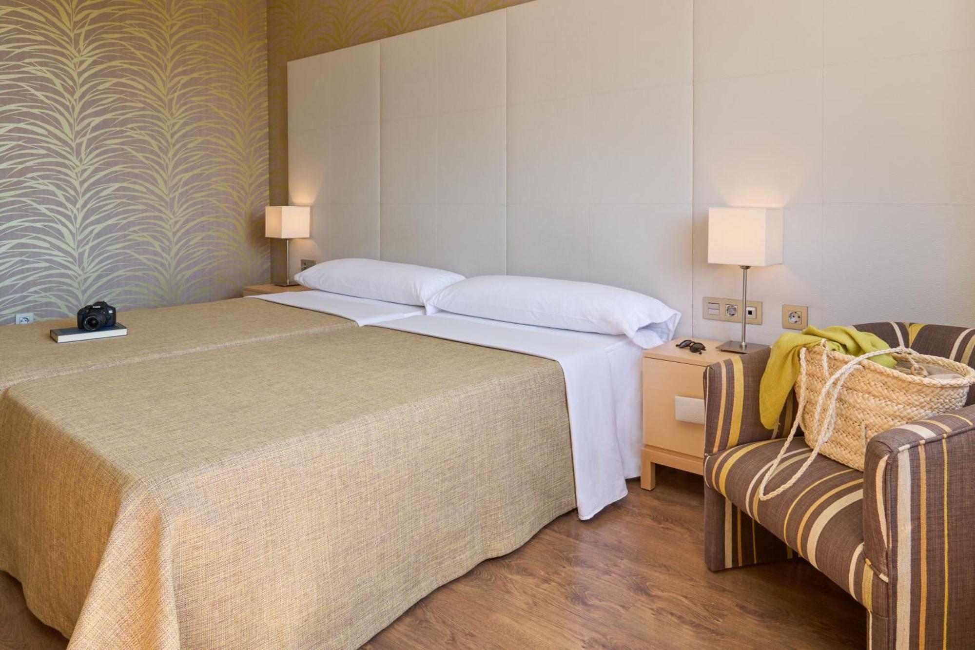 Oferta Especial - Habitación Doble con parking - 2 camas