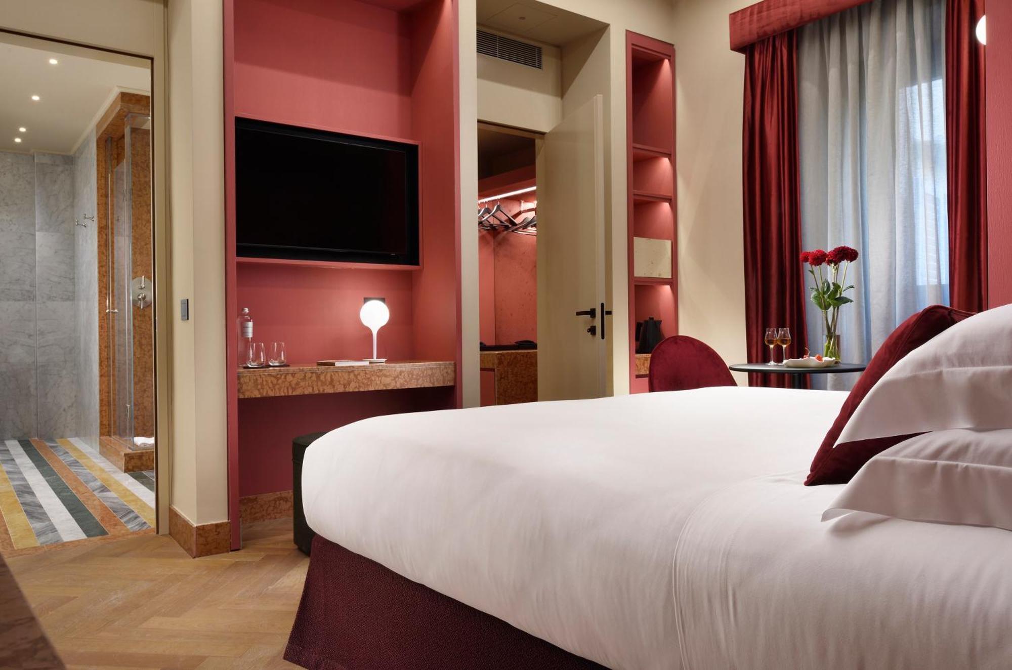 Quarto Deluxe com Cama de Casal ou 2 de Solteiro
