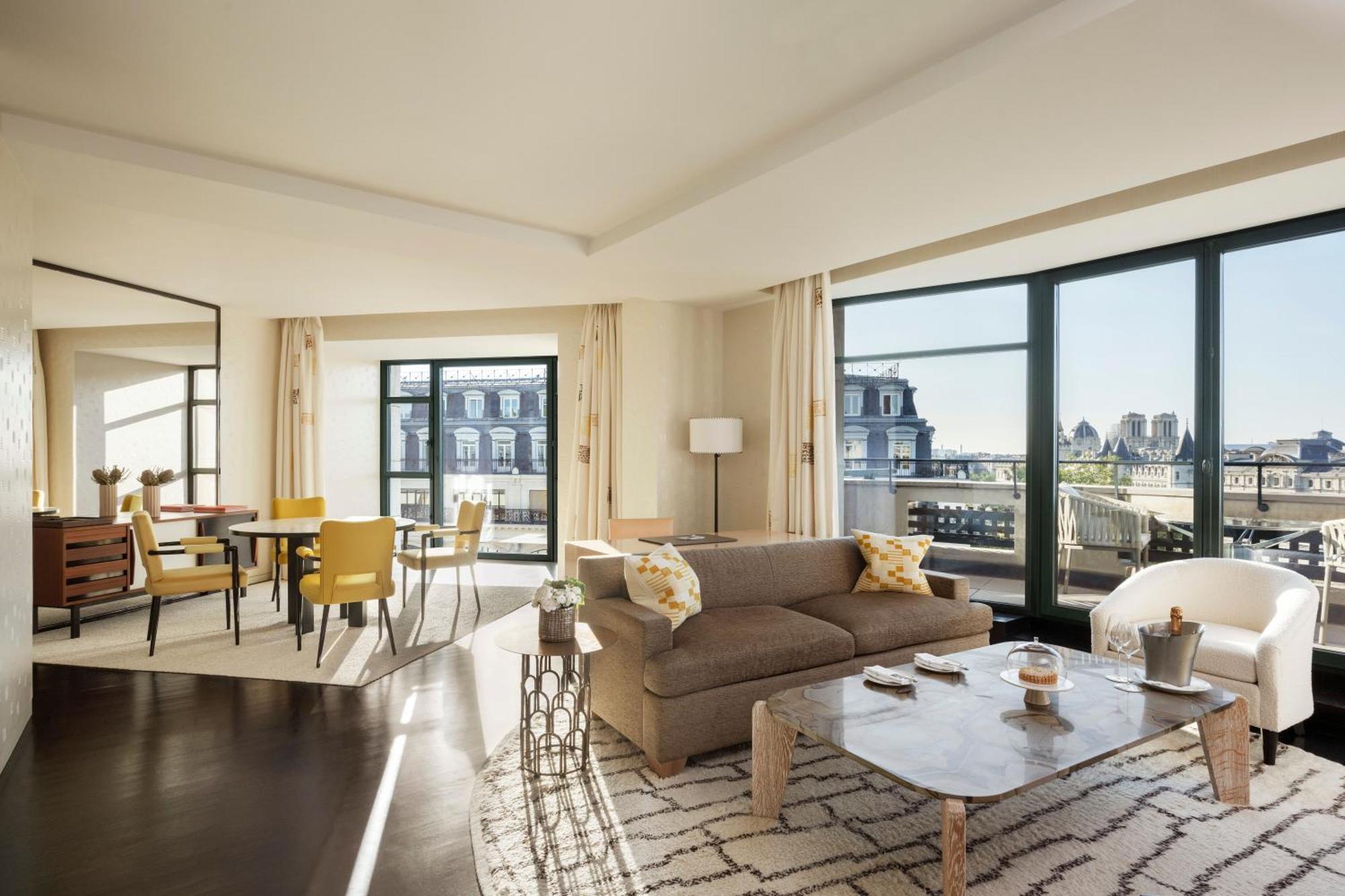 Suite met Uitzicht op de Notre-Dame