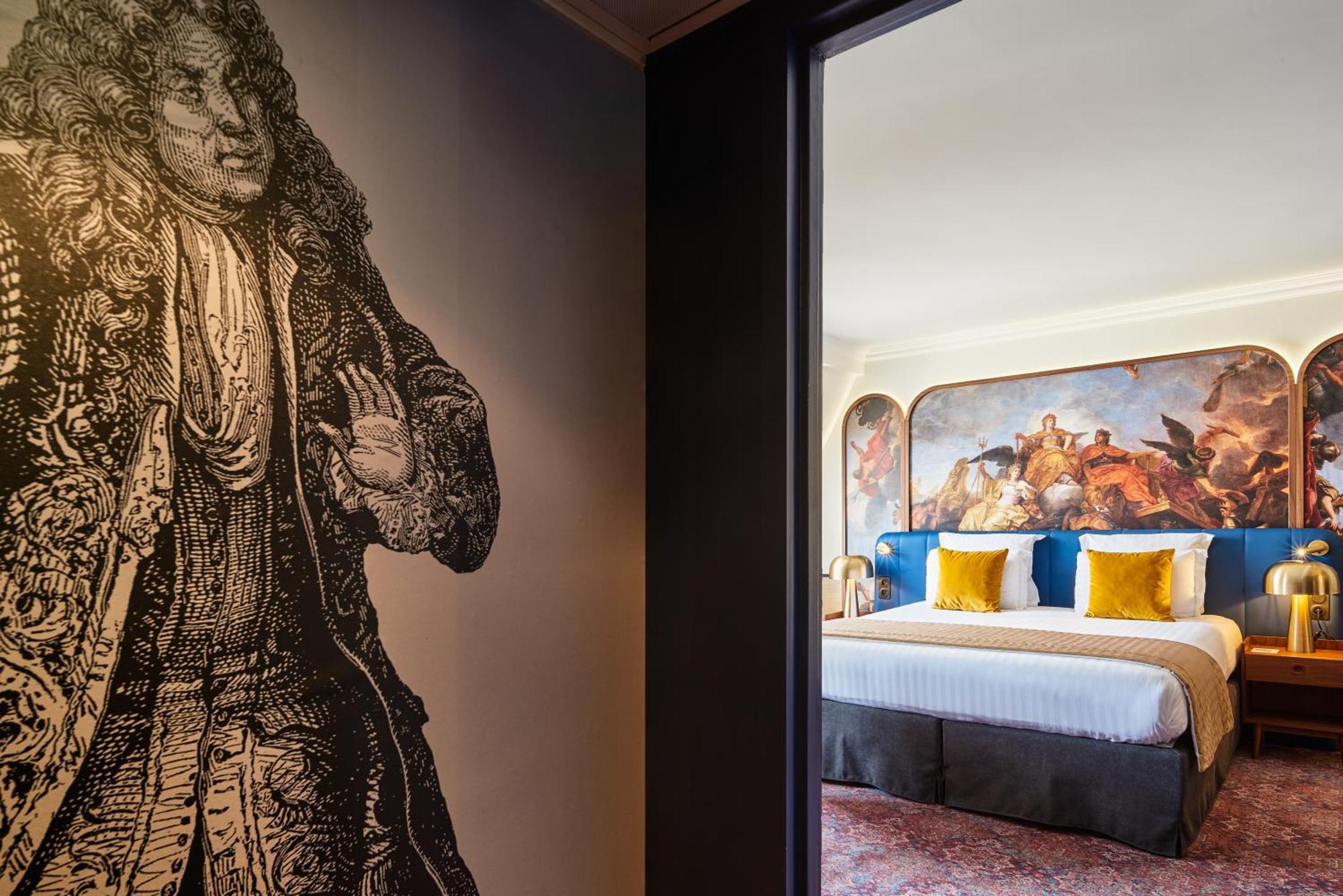 Deluxe Room,1596022214:JPEG