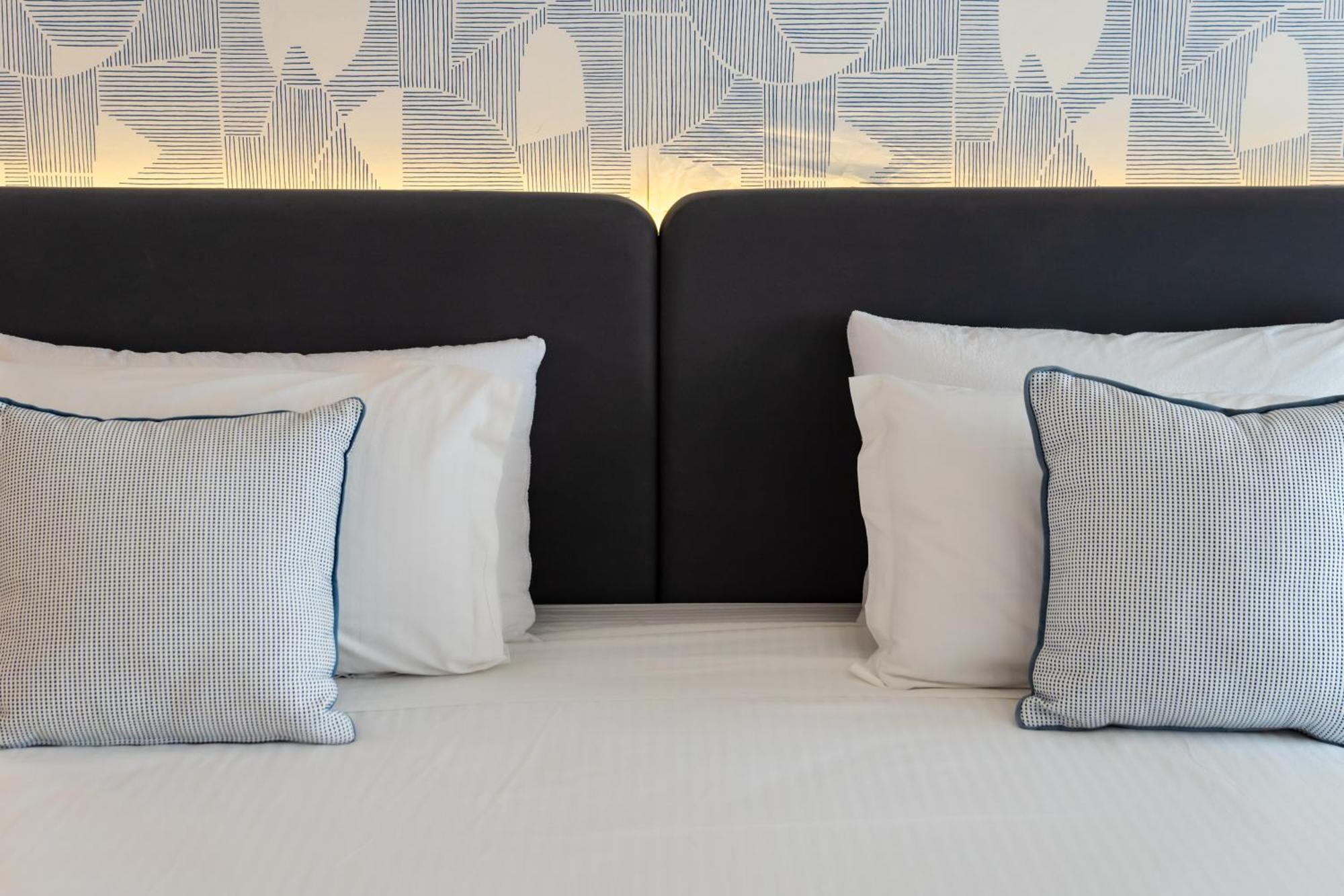 Superior King Room Sea View