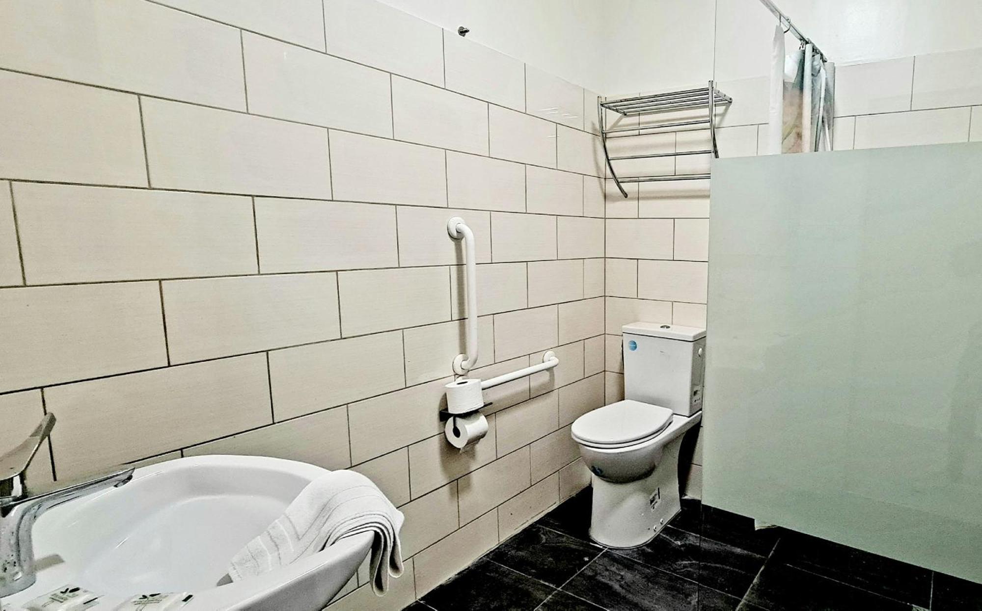 Triple Room,1600241227:JPEG
