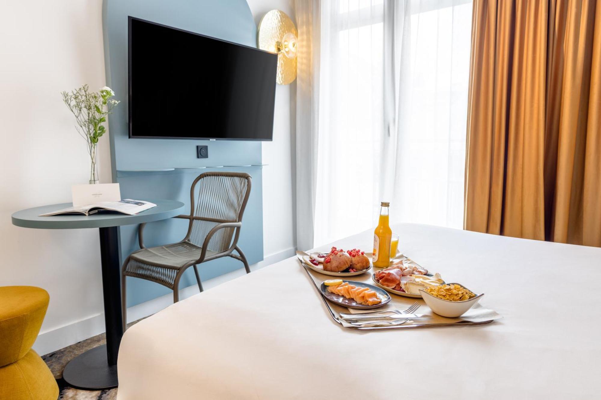 Superior Double Room with Balcony,1709999209:JPEG