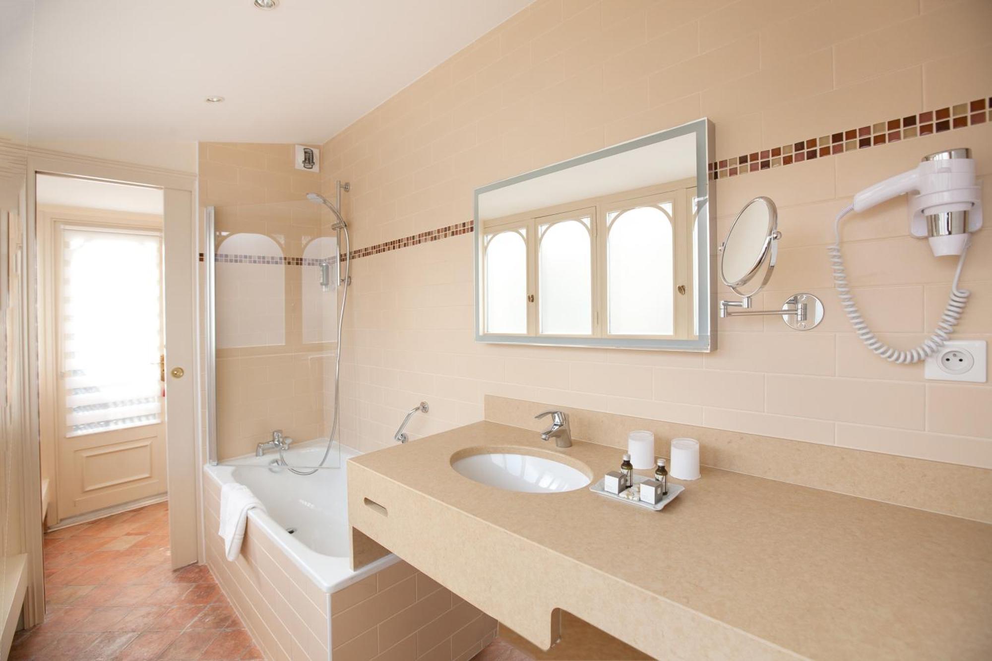 Quarto Executivo (2 Adultos)