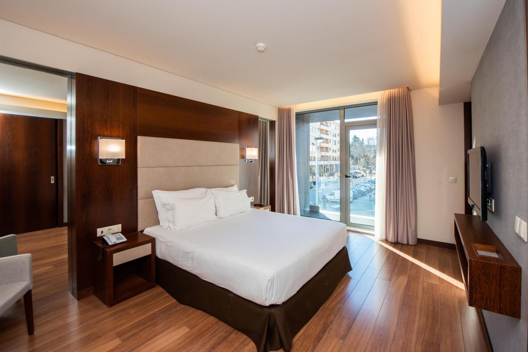 Double or Twin Room Balcony,1274390923:JPEG
