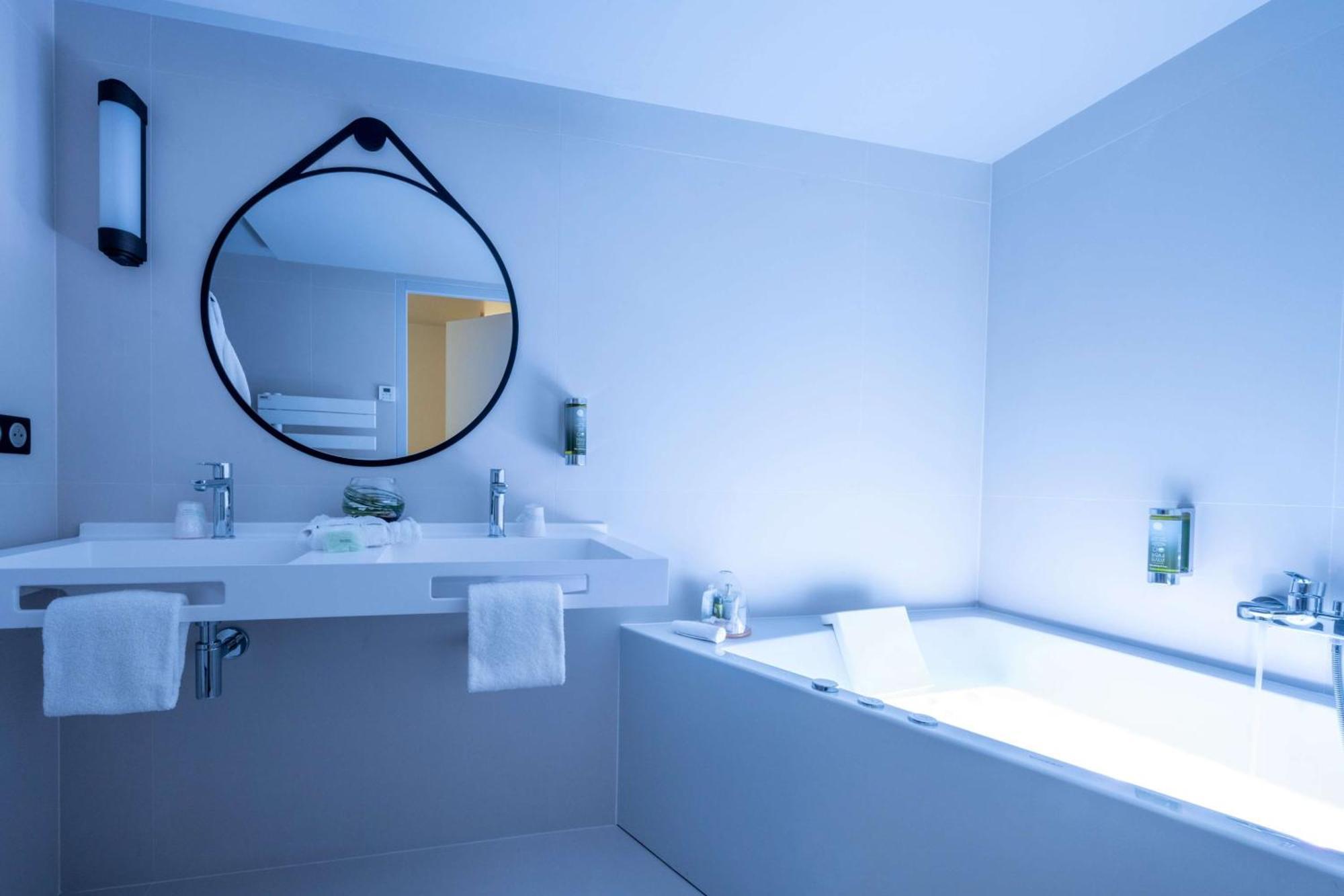 Prestige King Suite - Balneo,1599639122:JPEG