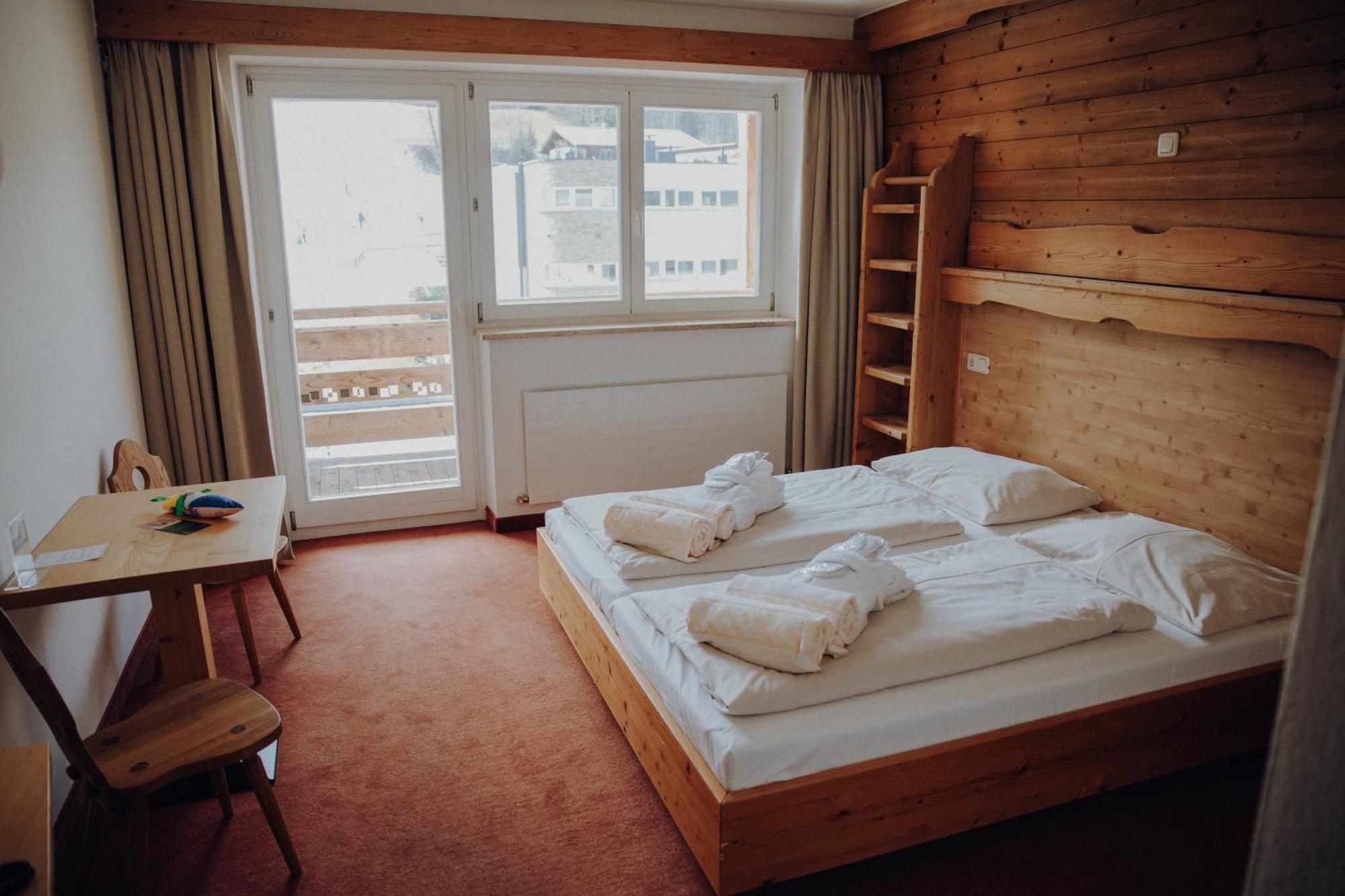 Standard Double Room - no pet room,1599651825:JPEG