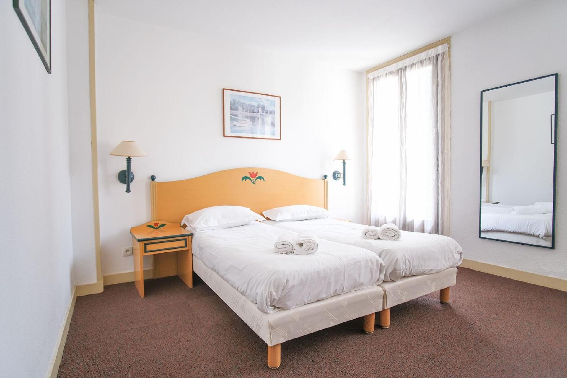 Double Room,1599679787:JPEG