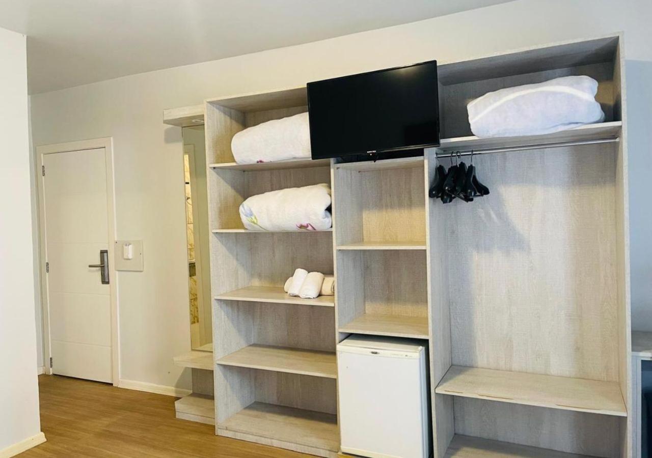 Quarto Quádruplo Standard