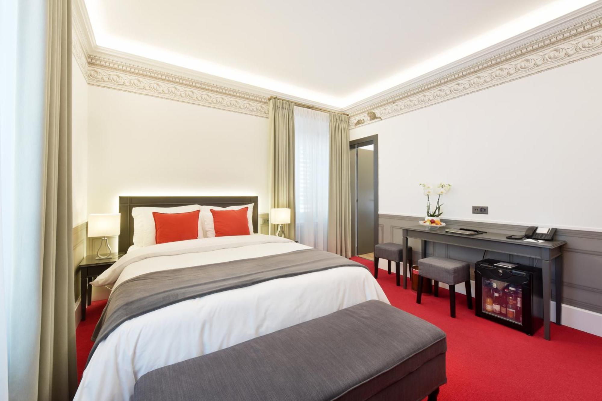 Superior Double or Twin Room with City View
