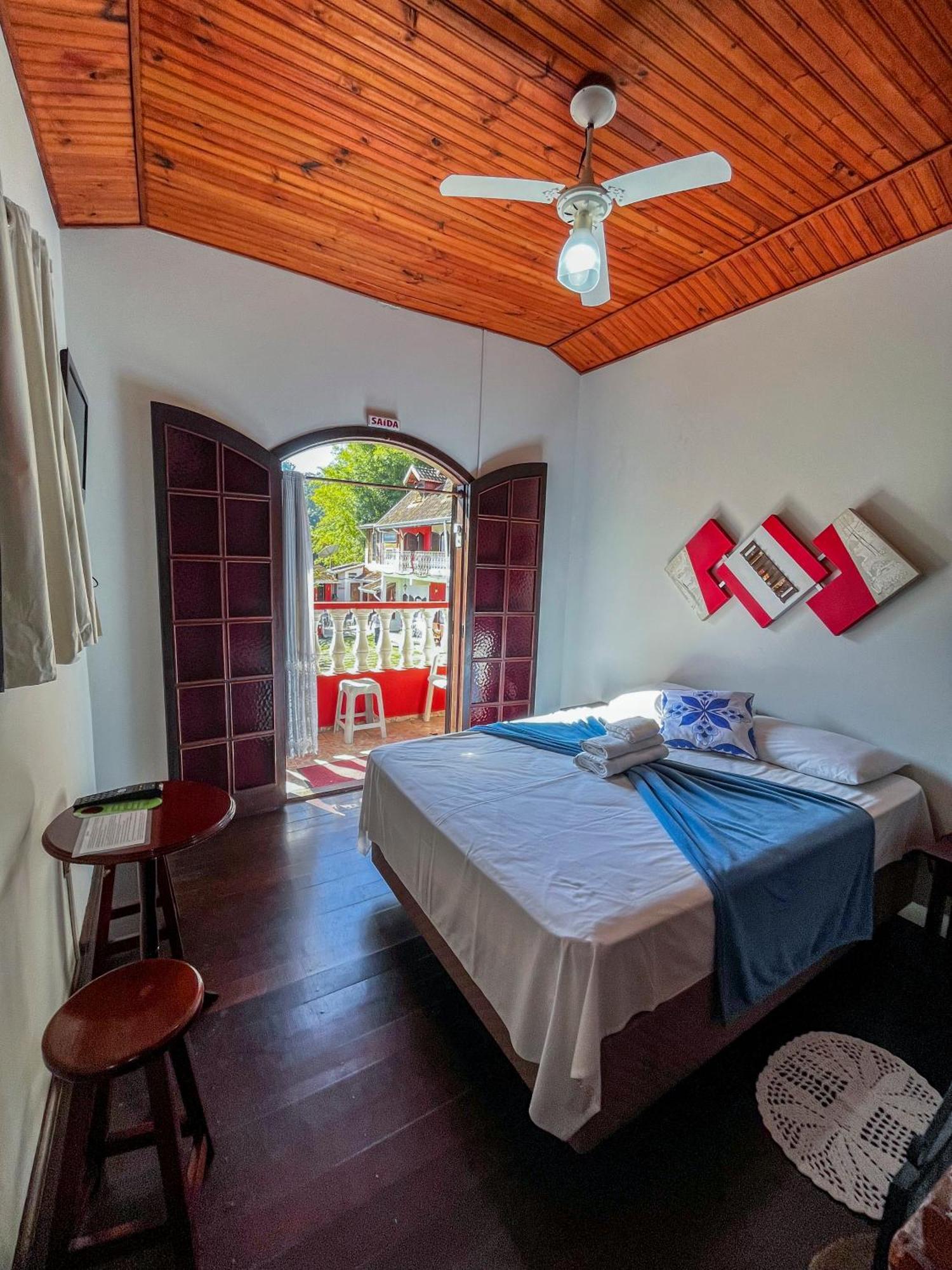 Quarto Duplo