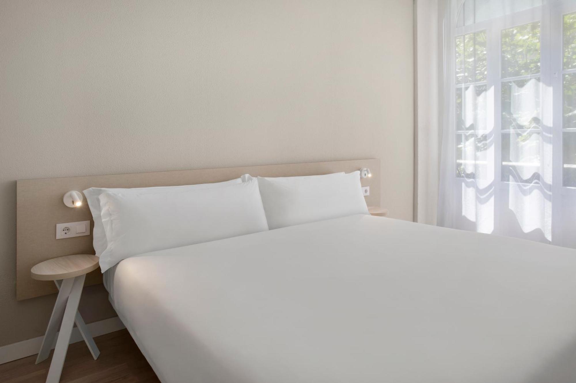 Quarto Duplo Standard