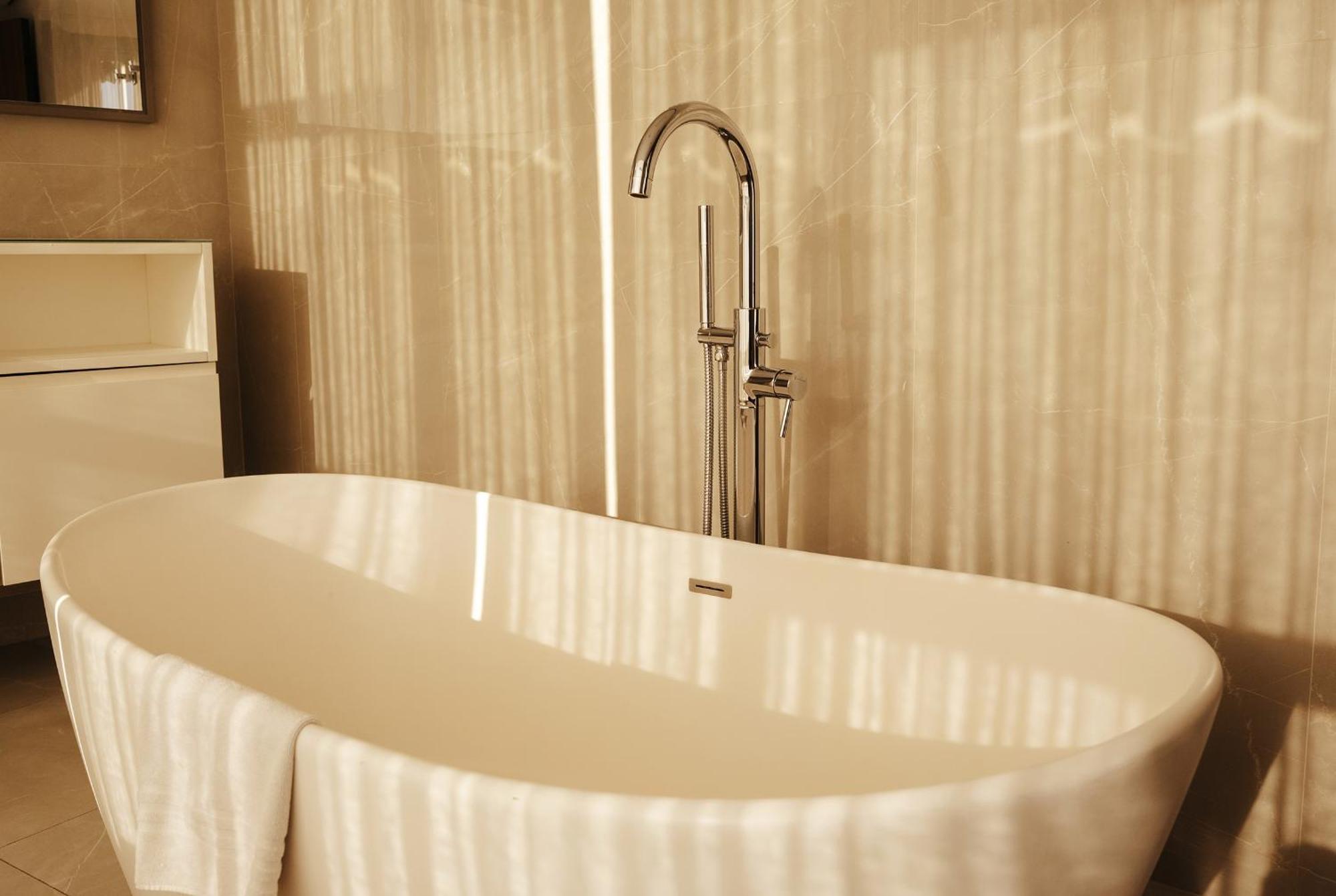Suite with Bath,1603756143:JPEG