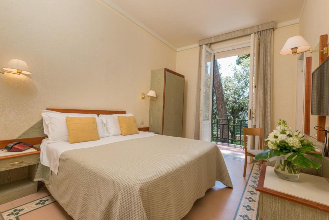 Standard Double Room,1611067901:JPEG