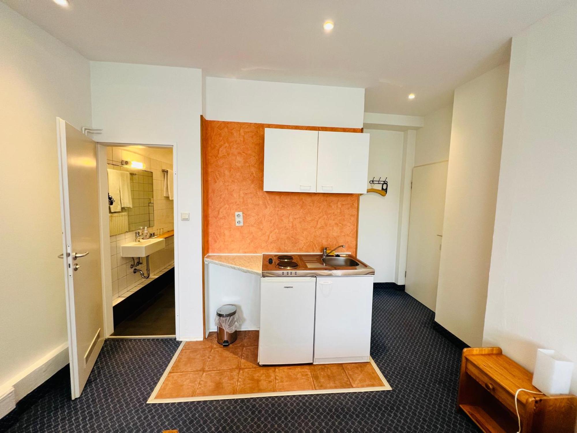 Double Room,1604740629:JPEG