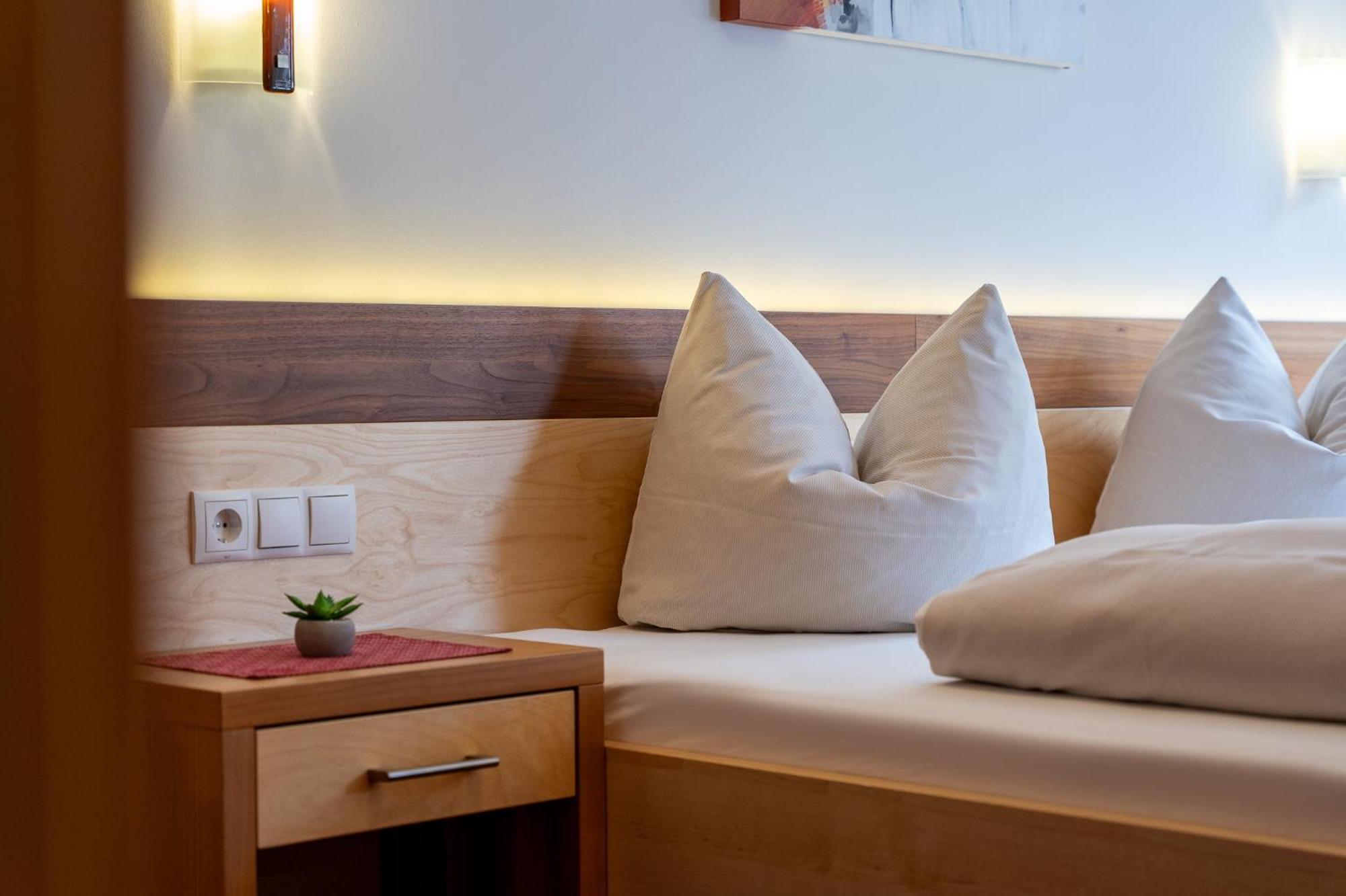 Studio with Balcony,1604768925:JPEG