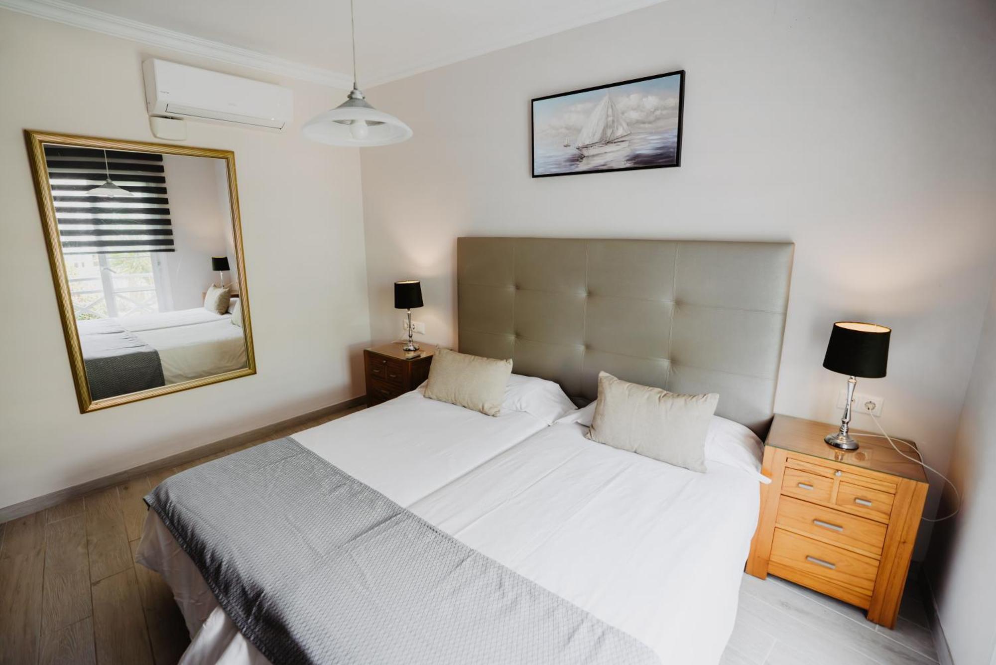 Appartement met 1 Slaapkamer en Uitzicht op het Zwembad