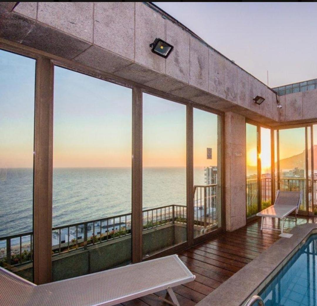 Apartamento com Vista Mar