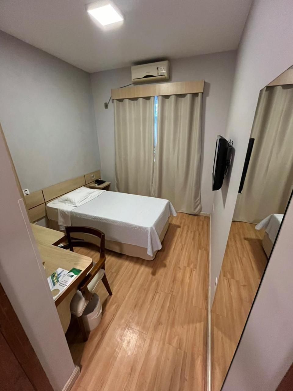 Quarto Individual Standard