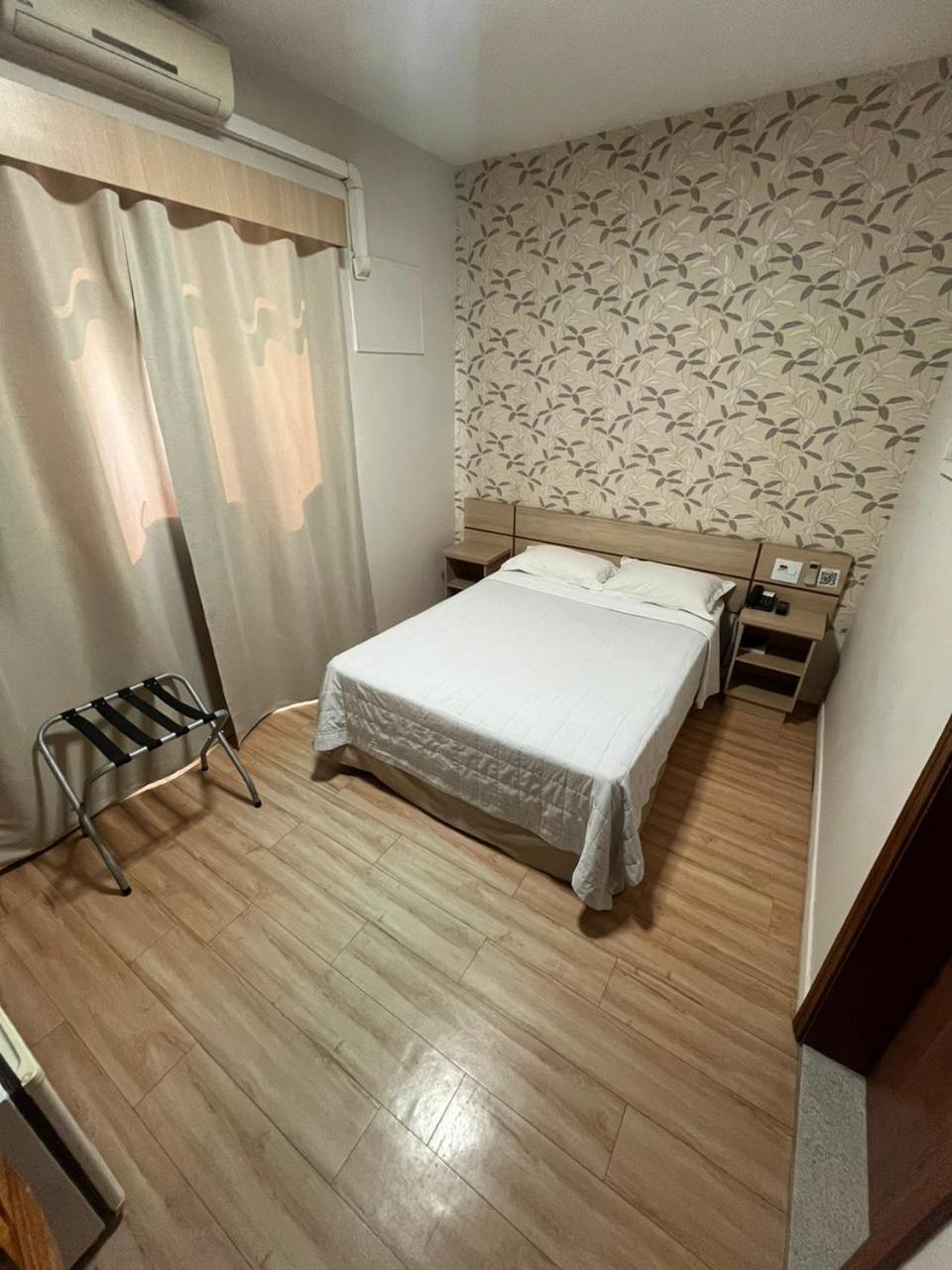 Quarto Duplo Standard