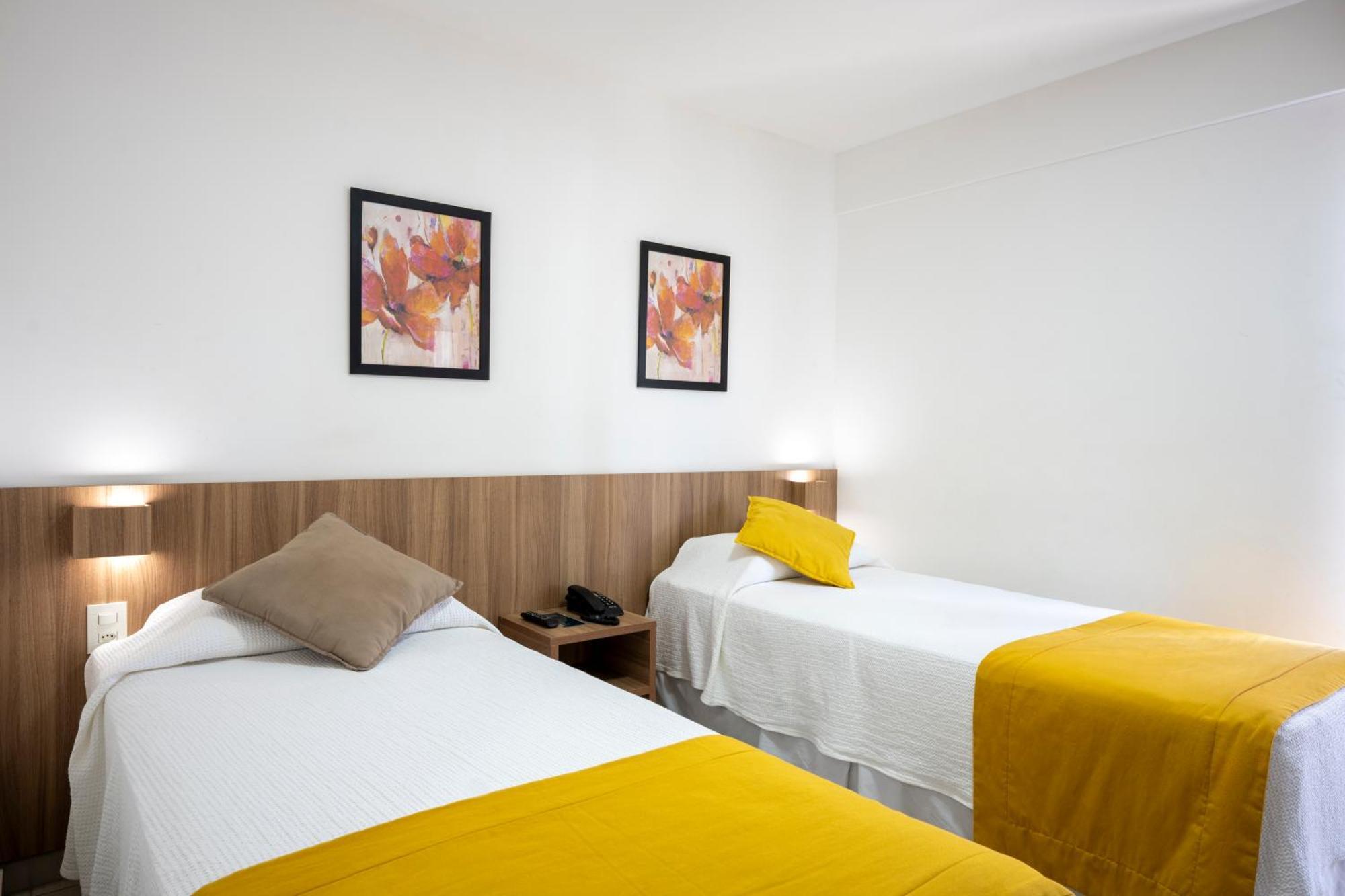 Quarto Standard com 2 Camas de Solteiro