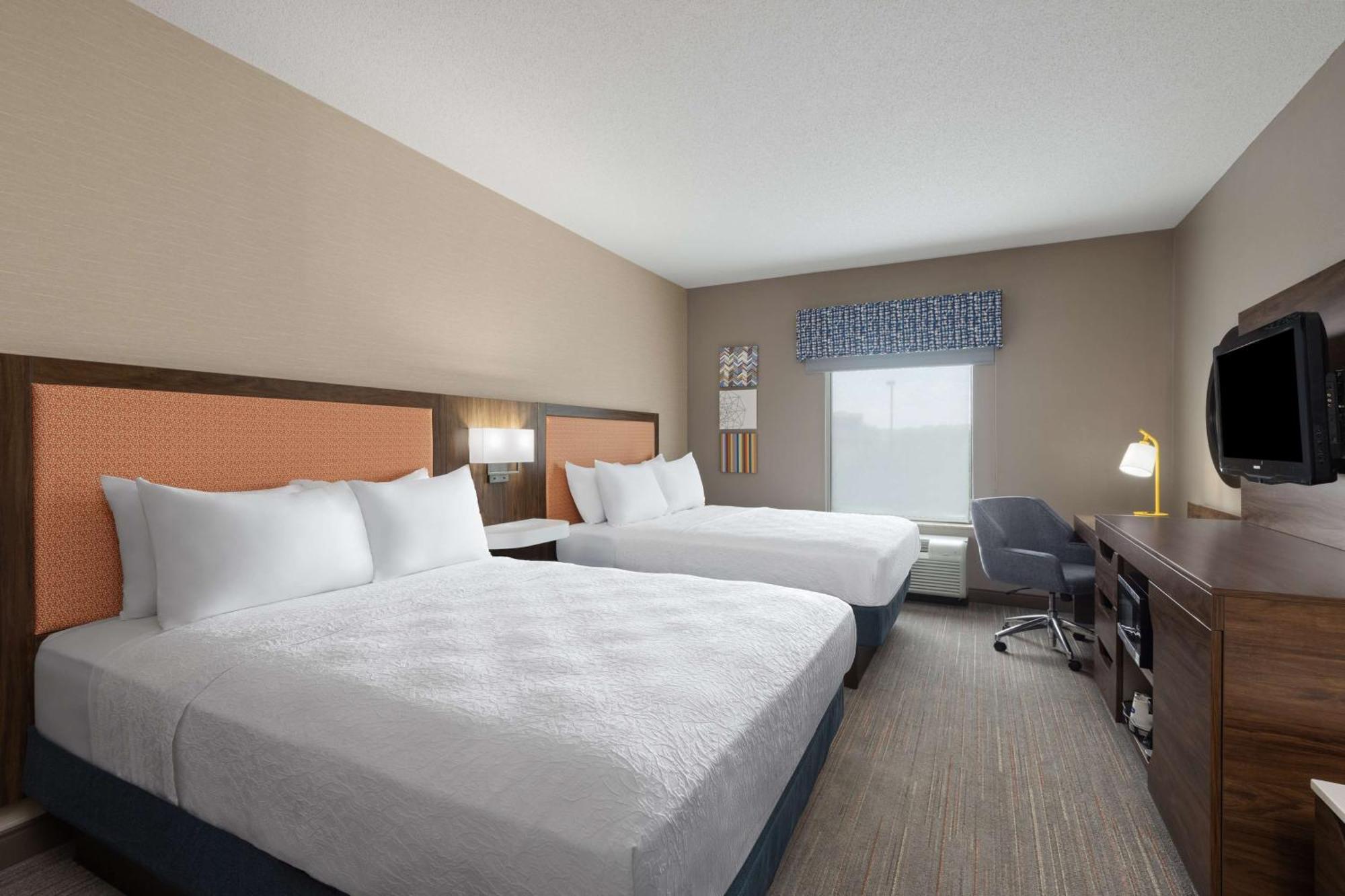 Room with Two Queen Beds - Non-Smoking