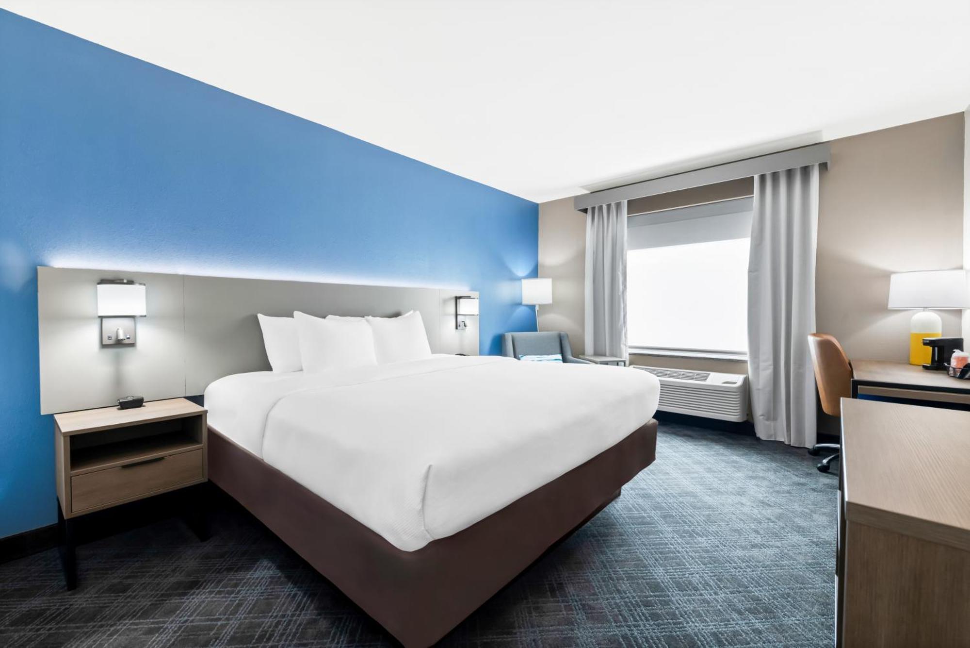 King Room - Accessible/Non-Smoking,1610836035:JPEG