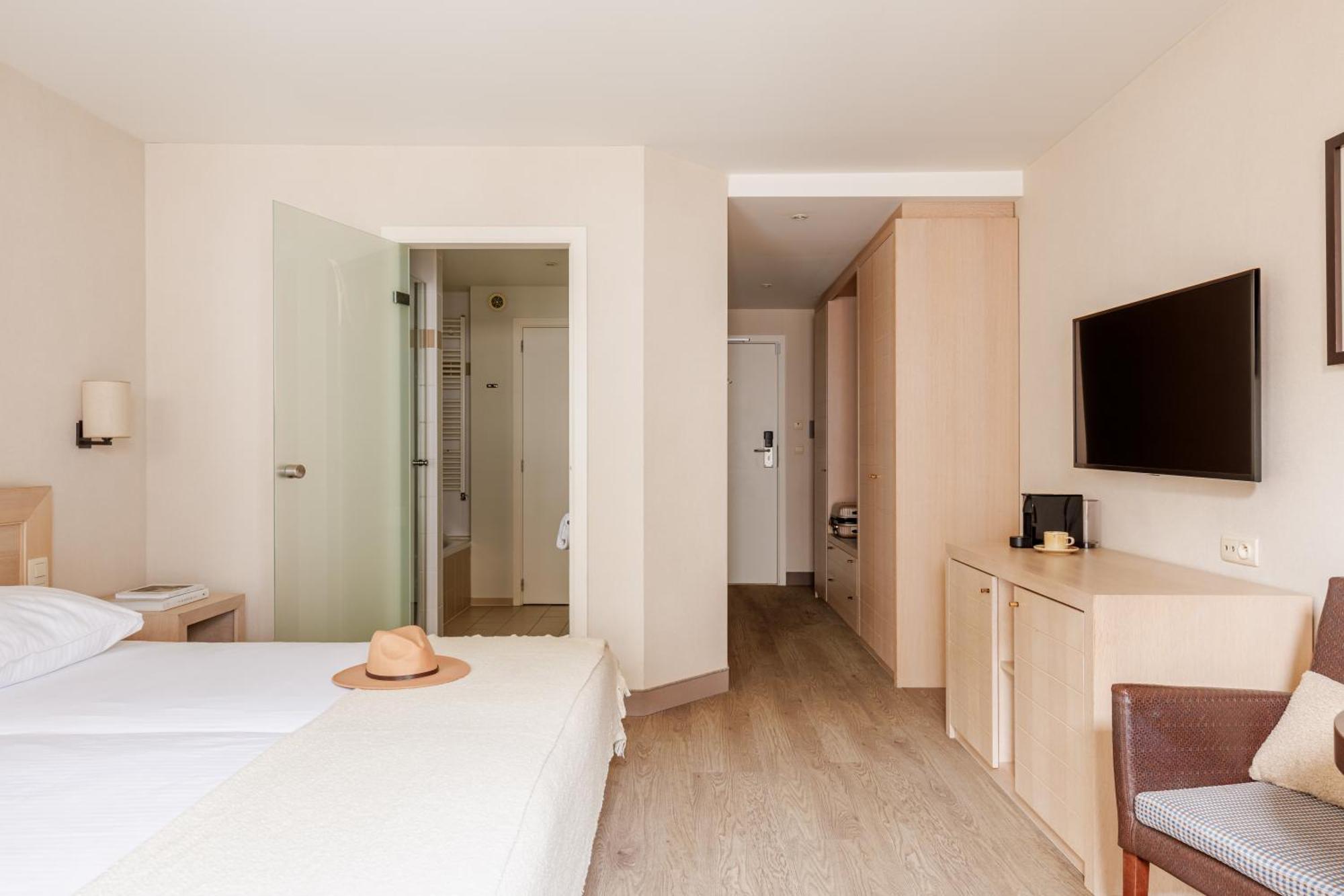 Junior Suite,1611051018:JPEG