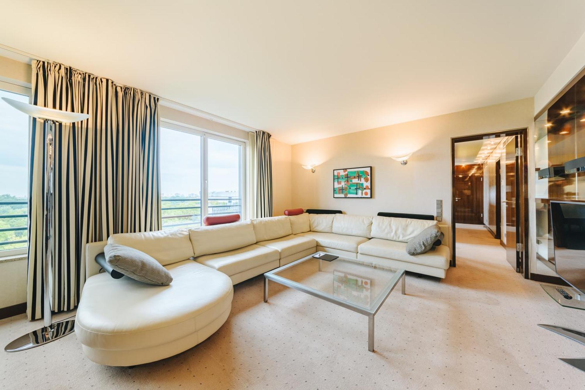 Presidential Suite,1611052777:JPEG