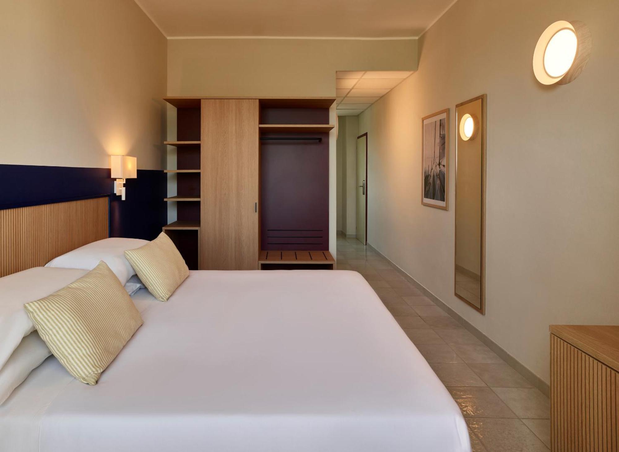 Quadruple Room,1611060382:JPEG