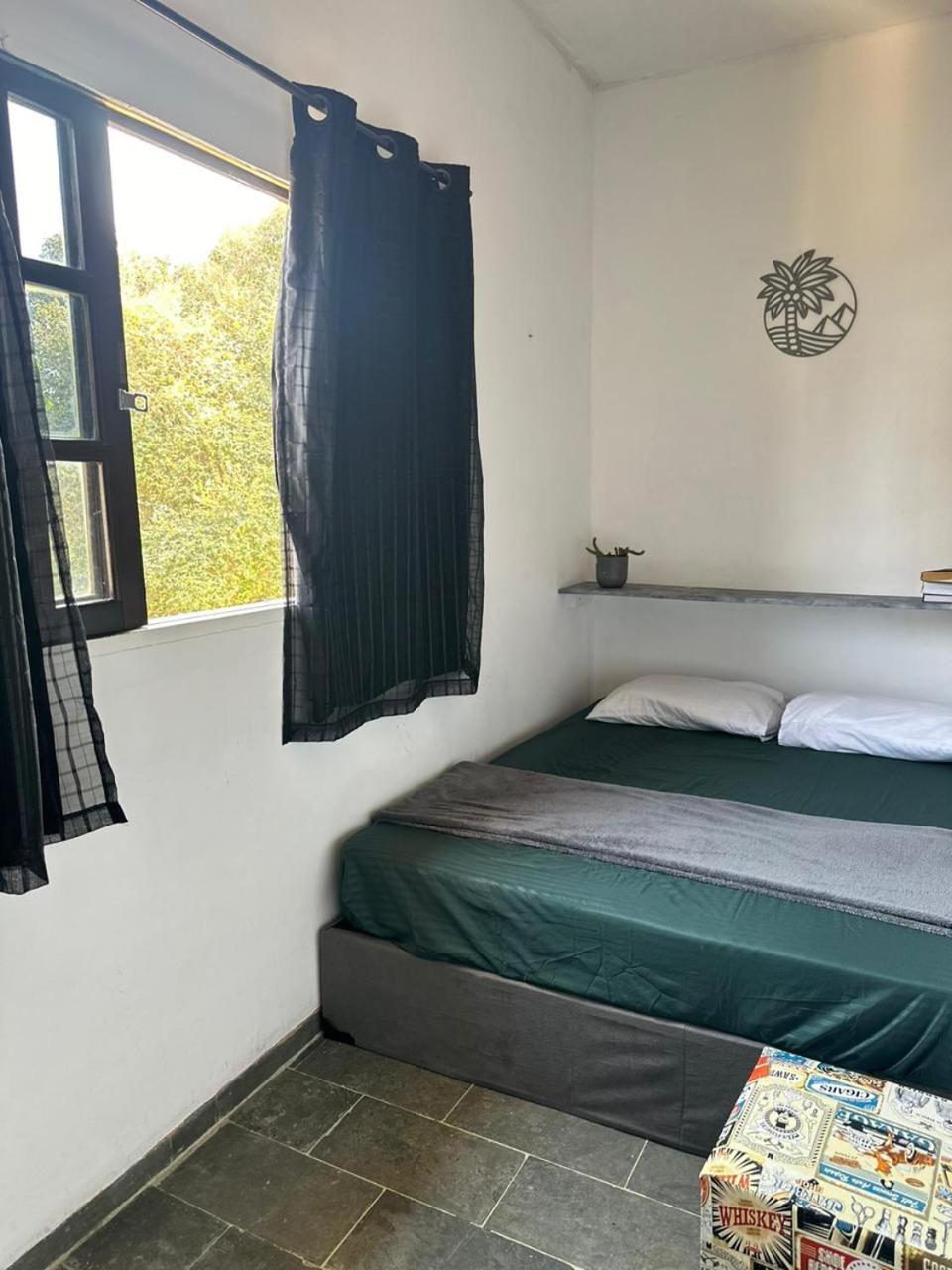 Quarto Duplo com Banheiro Compartilhado