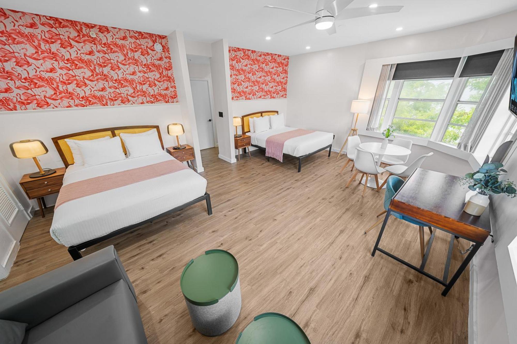 Suíte Júnior com 2 Camas Queen-size, Kitchenette, Sofá-cama e Vista Parque