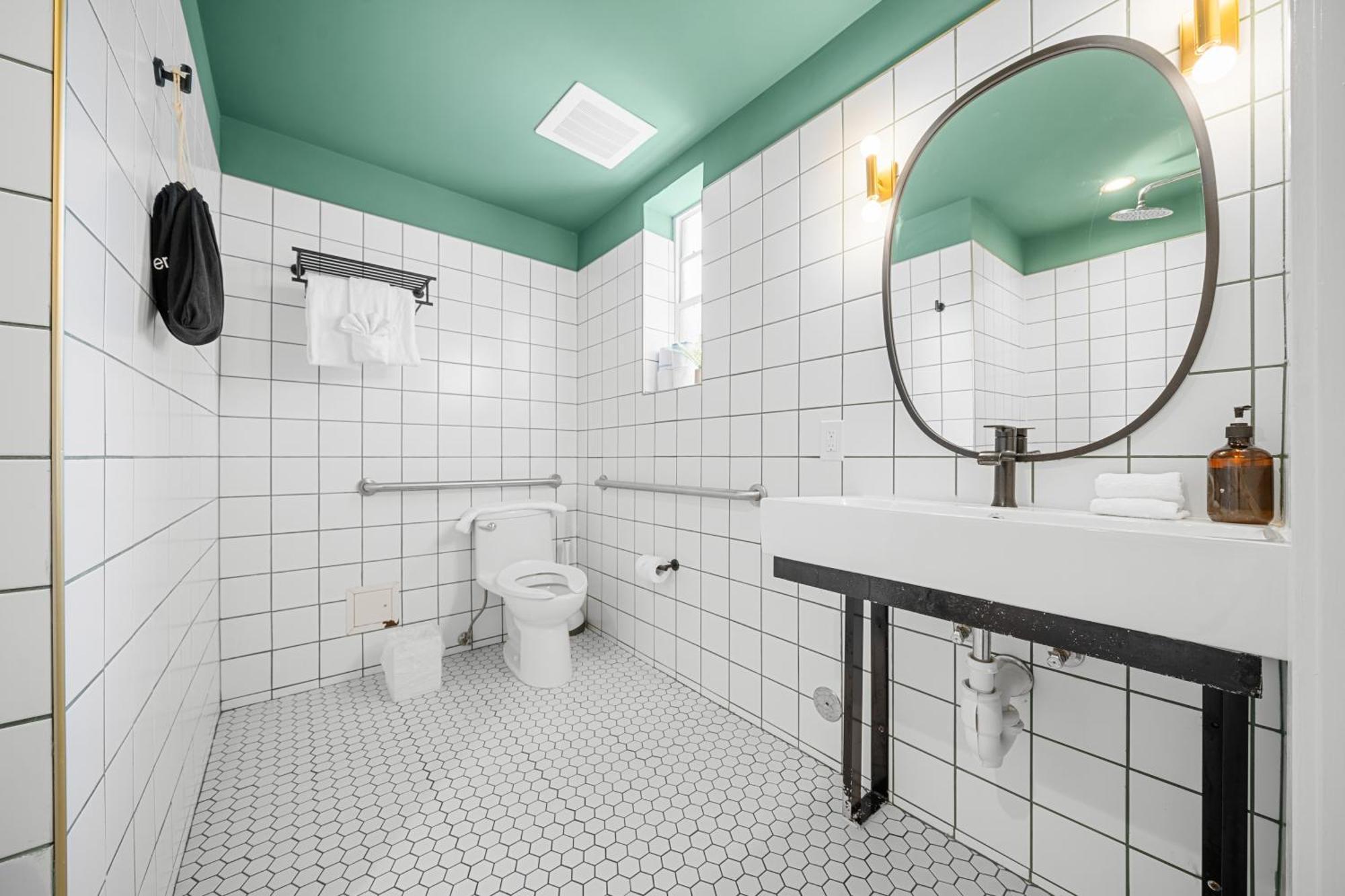 Quarto Queen Standard Acessível a Pessoas com Mobilidade Condicionada