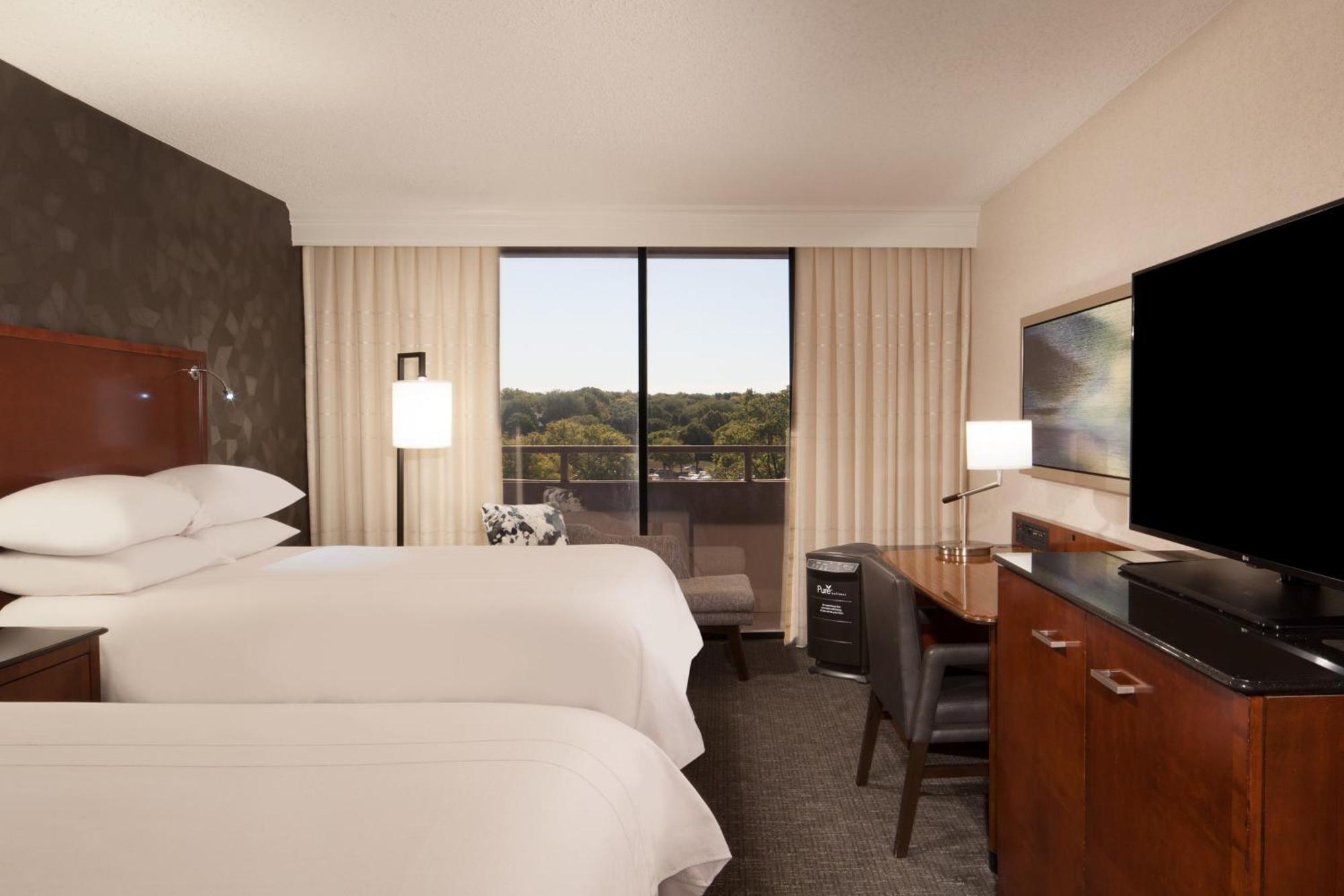 Pure Wellness Double Room with Two Double Beds