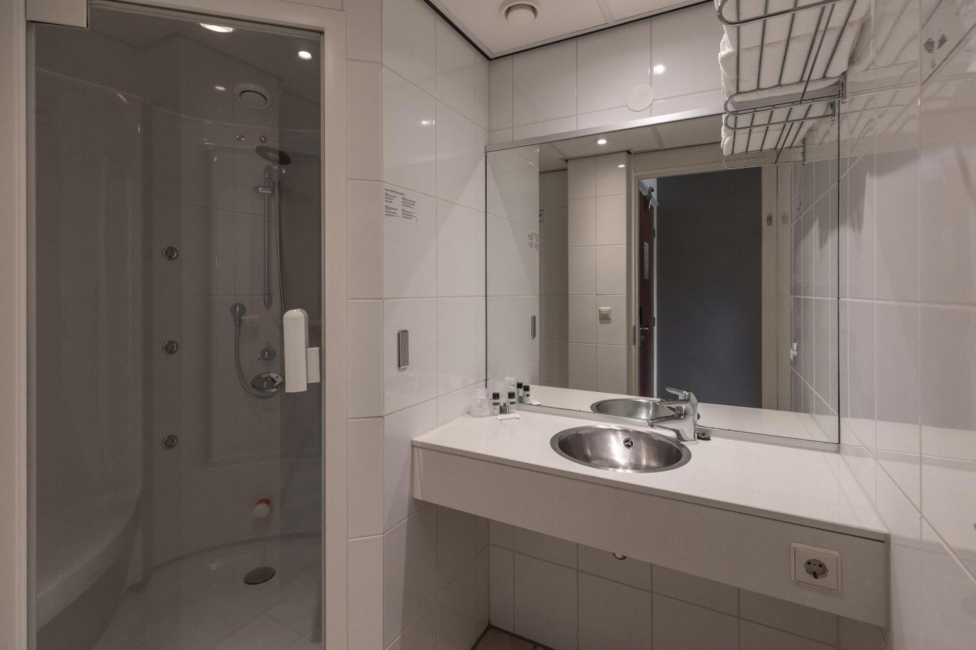 Luxury Suite,1617454340:JPEG