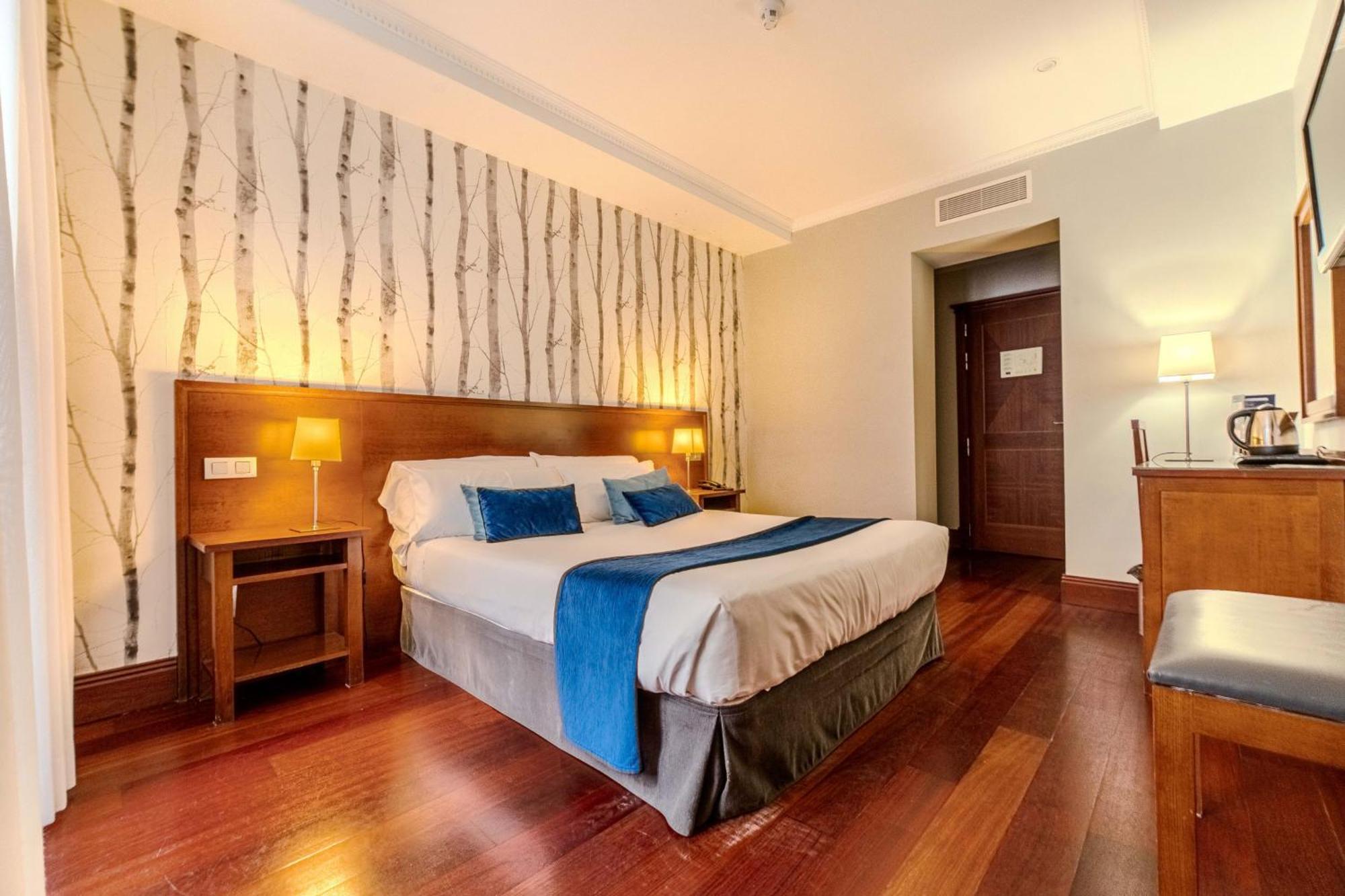 Double or Twin Room,1617840664:JPEG