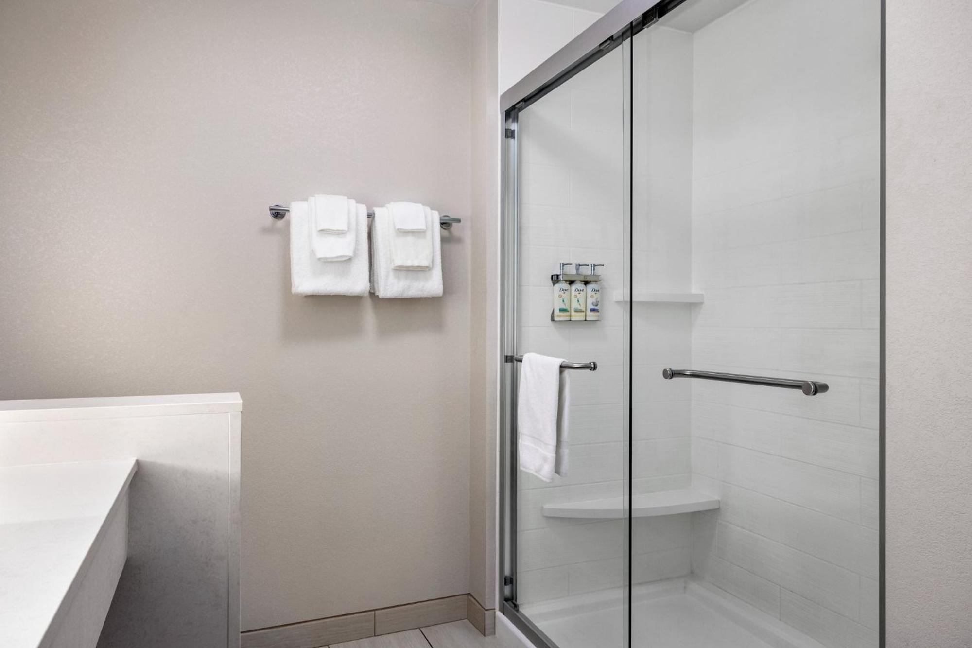 King Room - Hearing Accessible