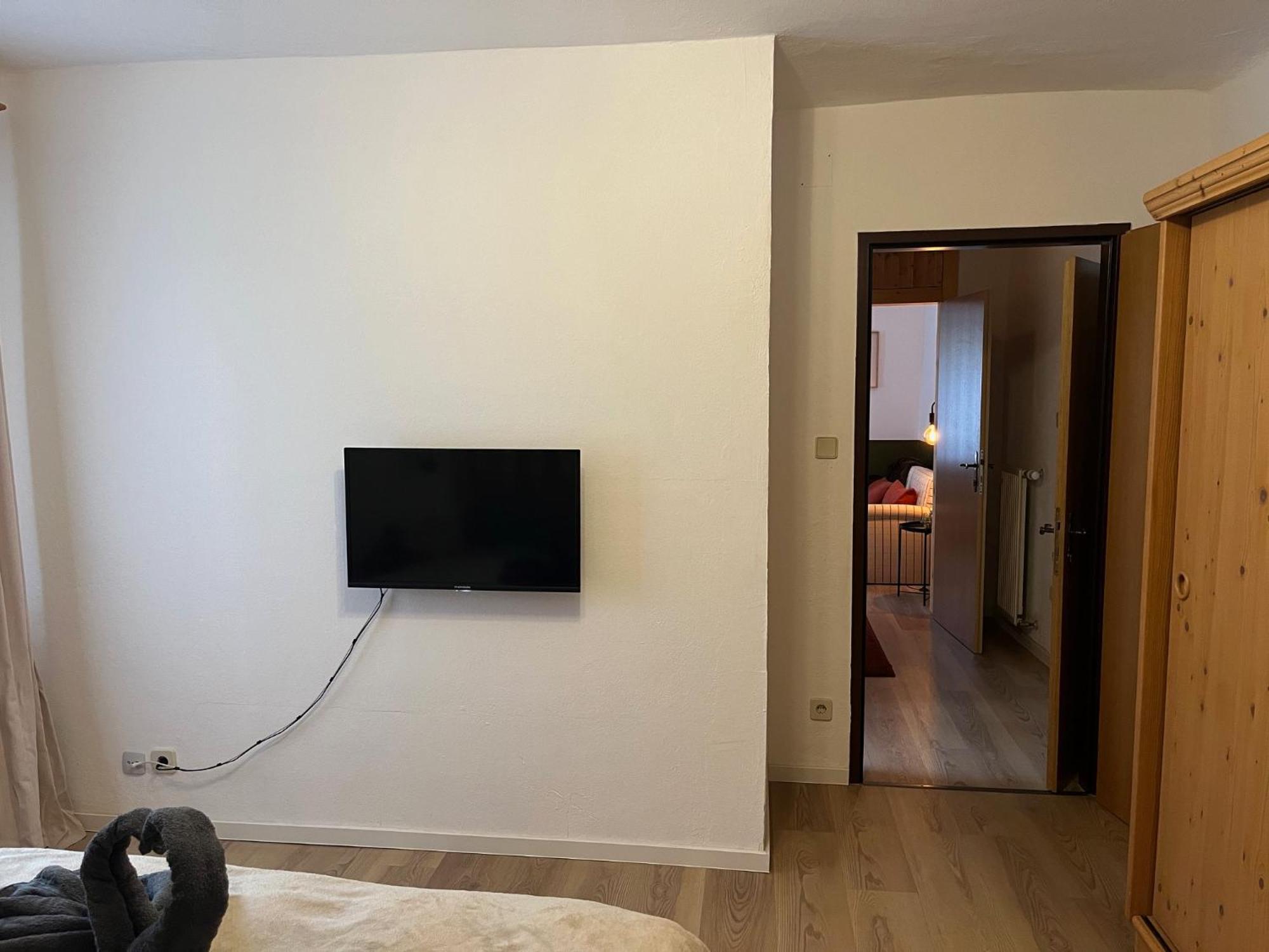 King Room,1618291958:JPEG
