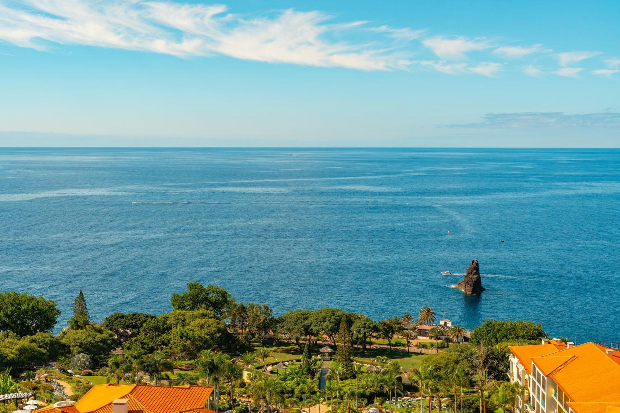 Quarto Duplo ou Twin com Vista Mar (3 Adultos)