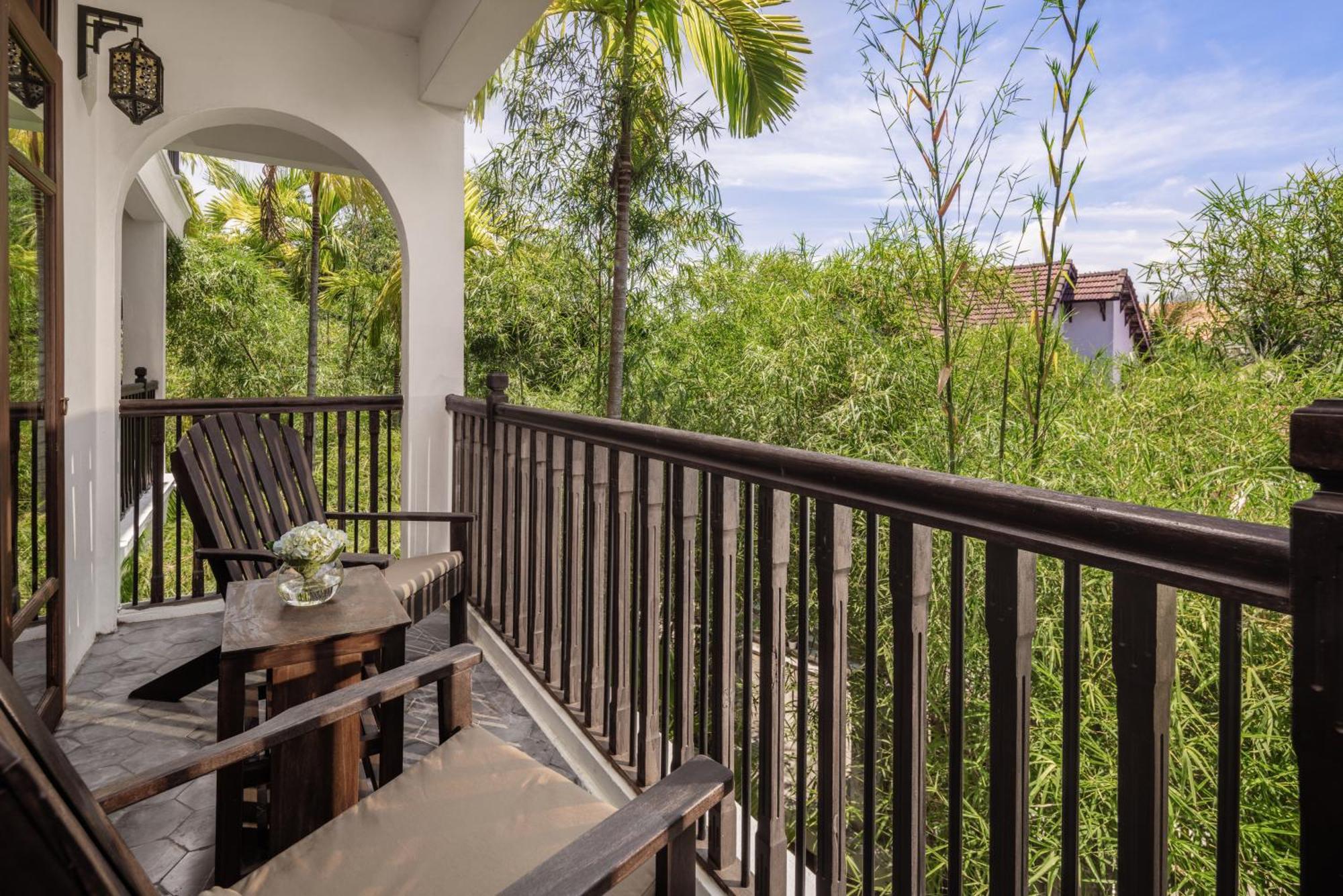 Hébergement Supérieur avec Balcon – Vue sur Jardin