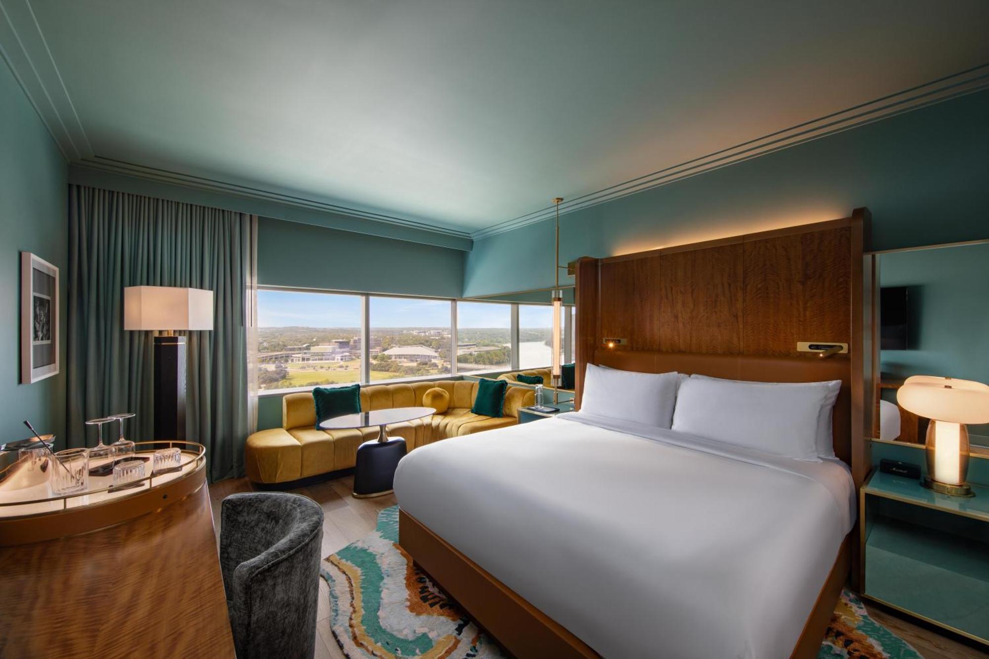 Premier King Room